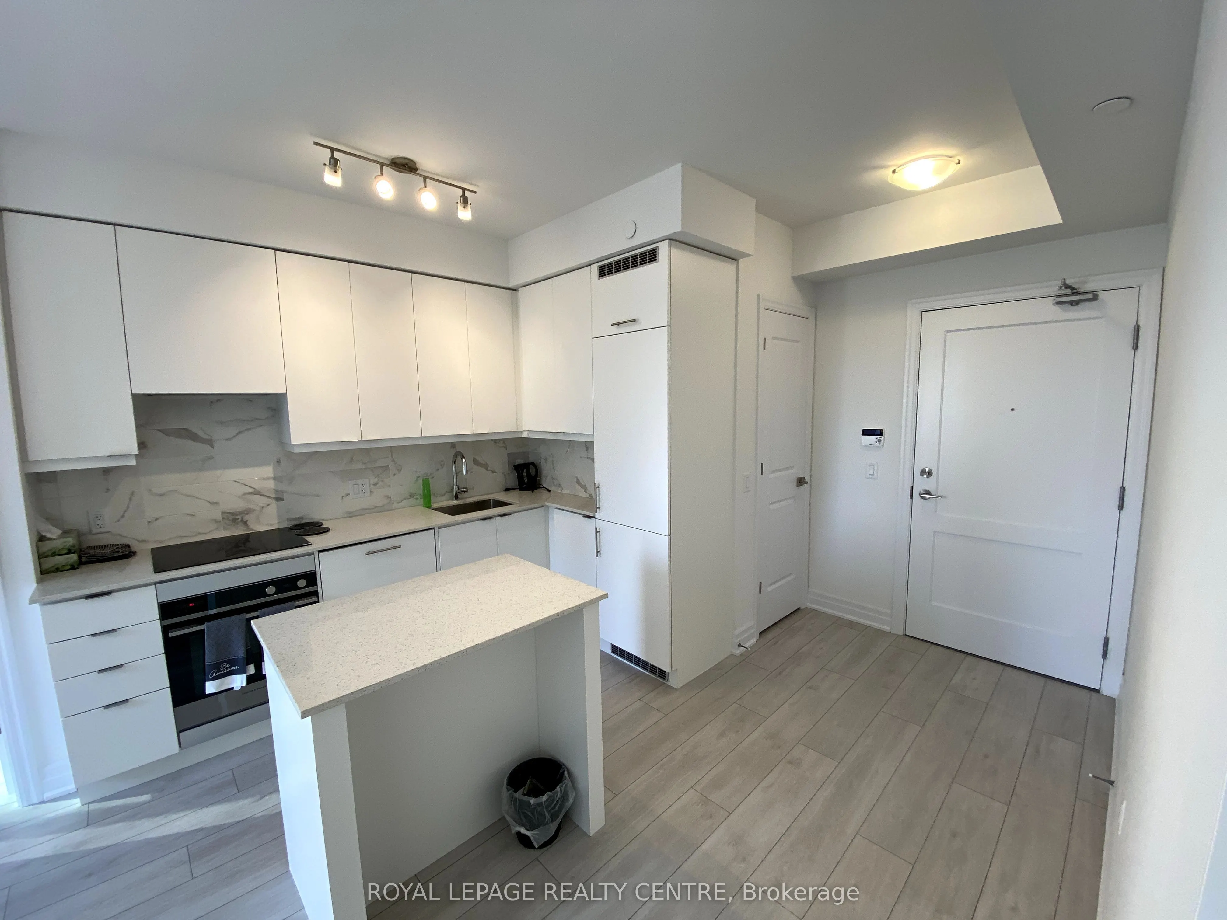 30 Elm Drive W, #1211
