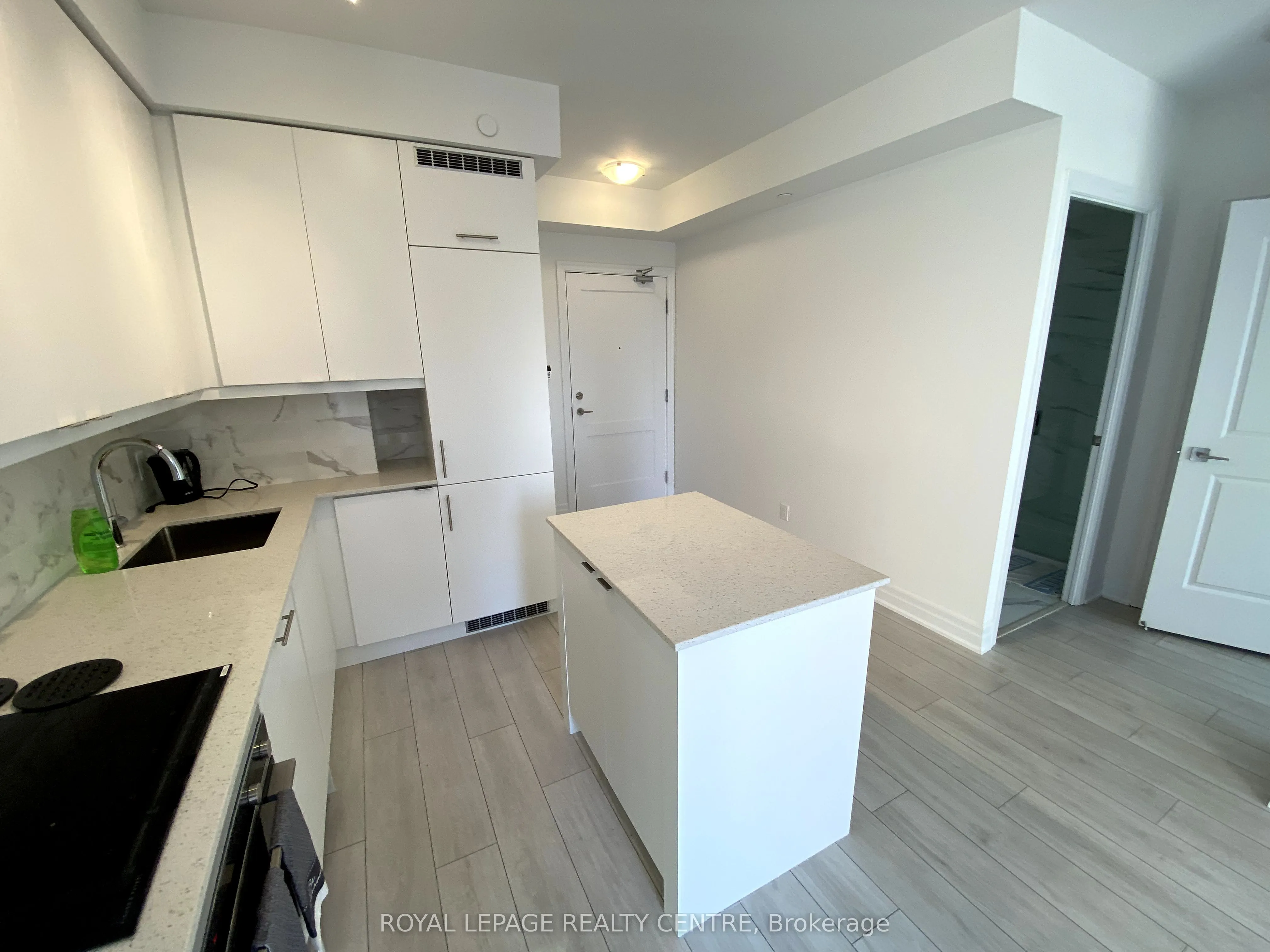 30 Elm Drive W, #1211