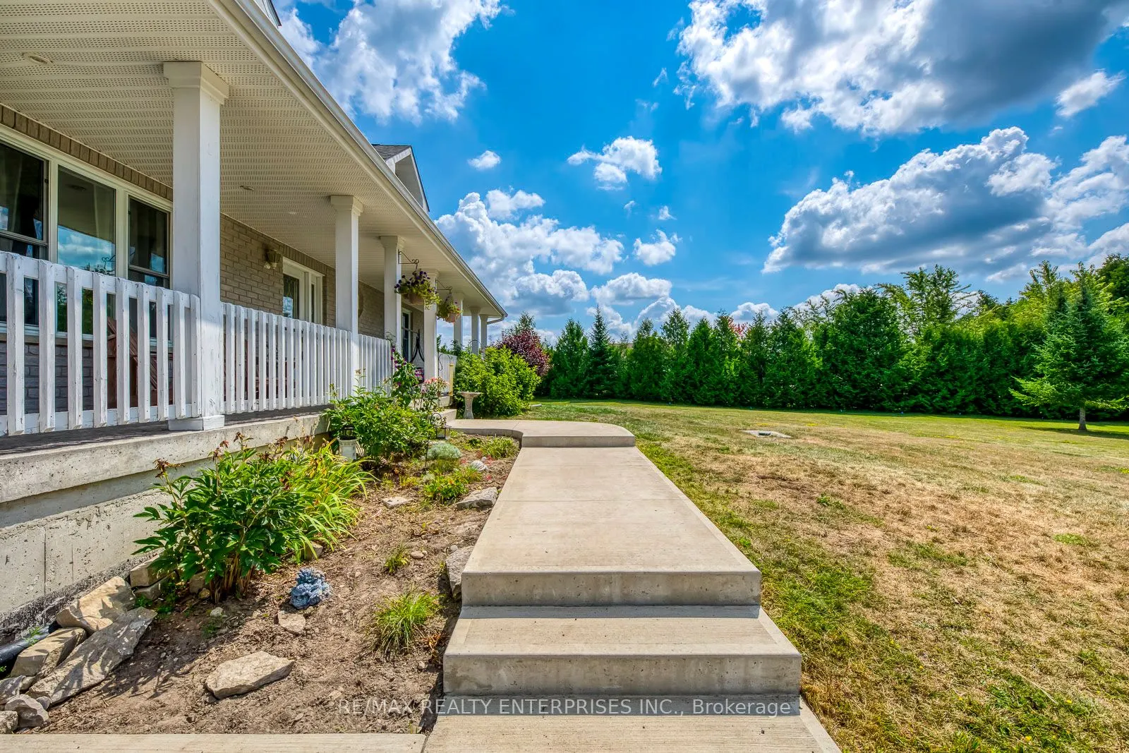 18681 Horseshoe Hill Road