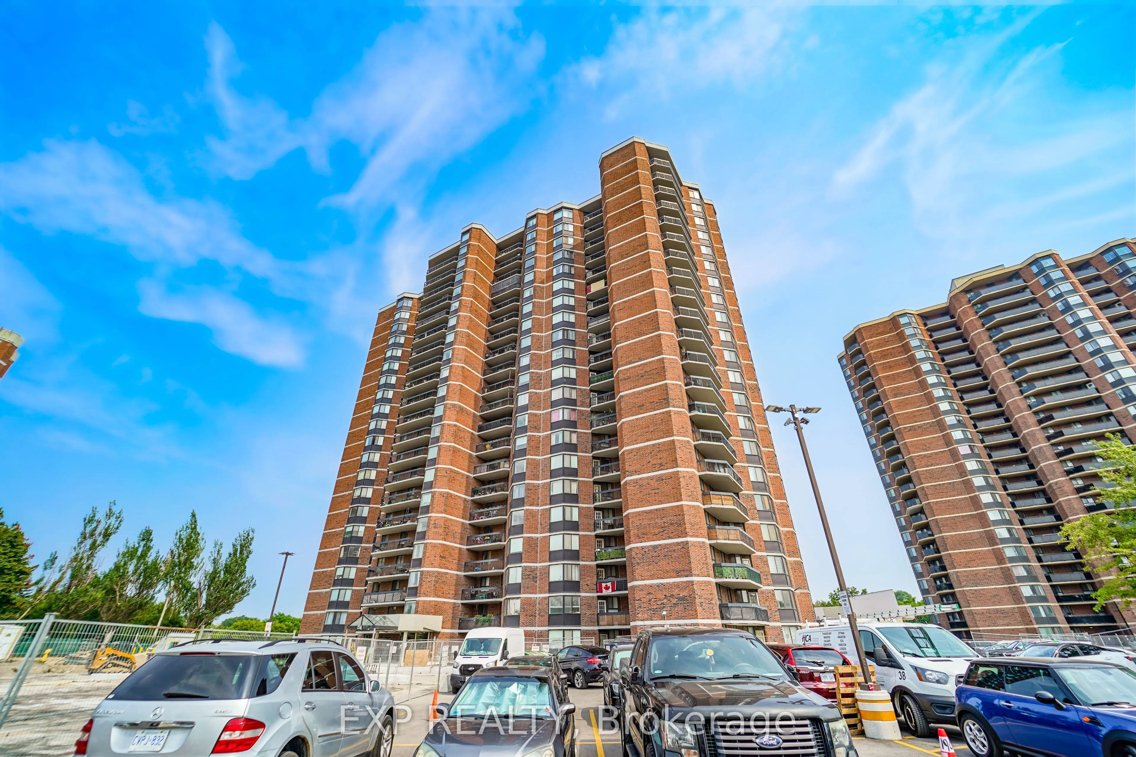 236 Albion Road, #901