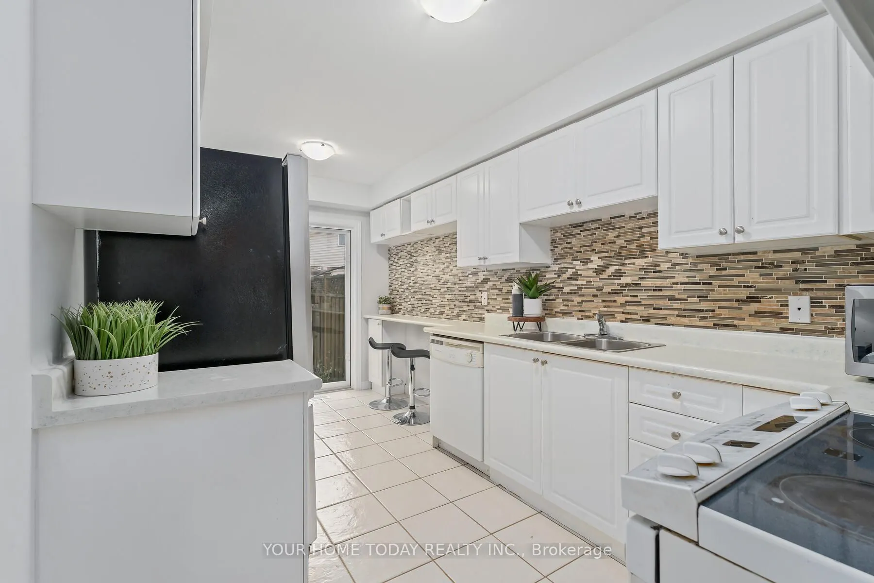 4055 Forest Run Avenue, #23