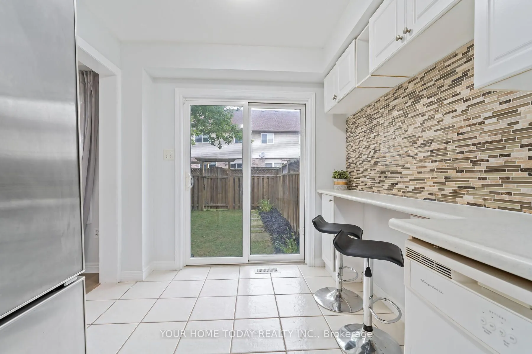 4055 Forest Run Avenue, #23