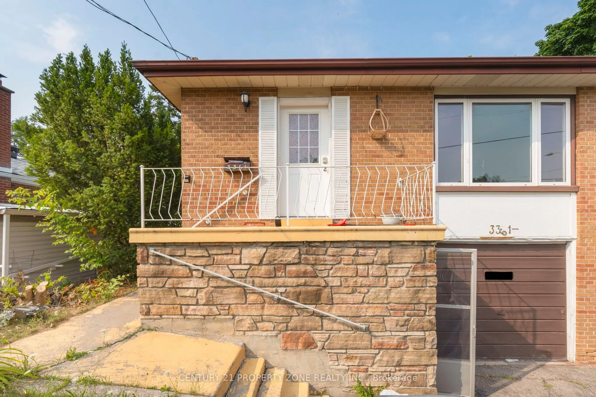 3361 The Credit Woodlands