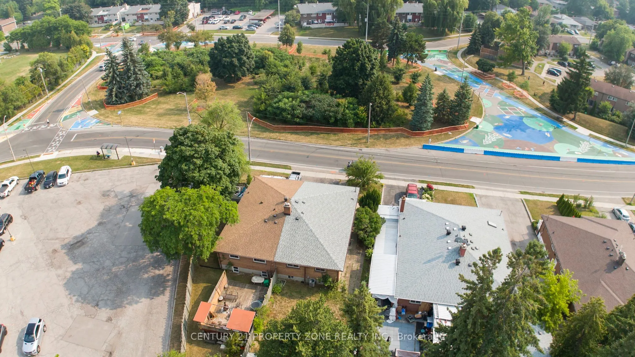 3361 The Credit Woodlands