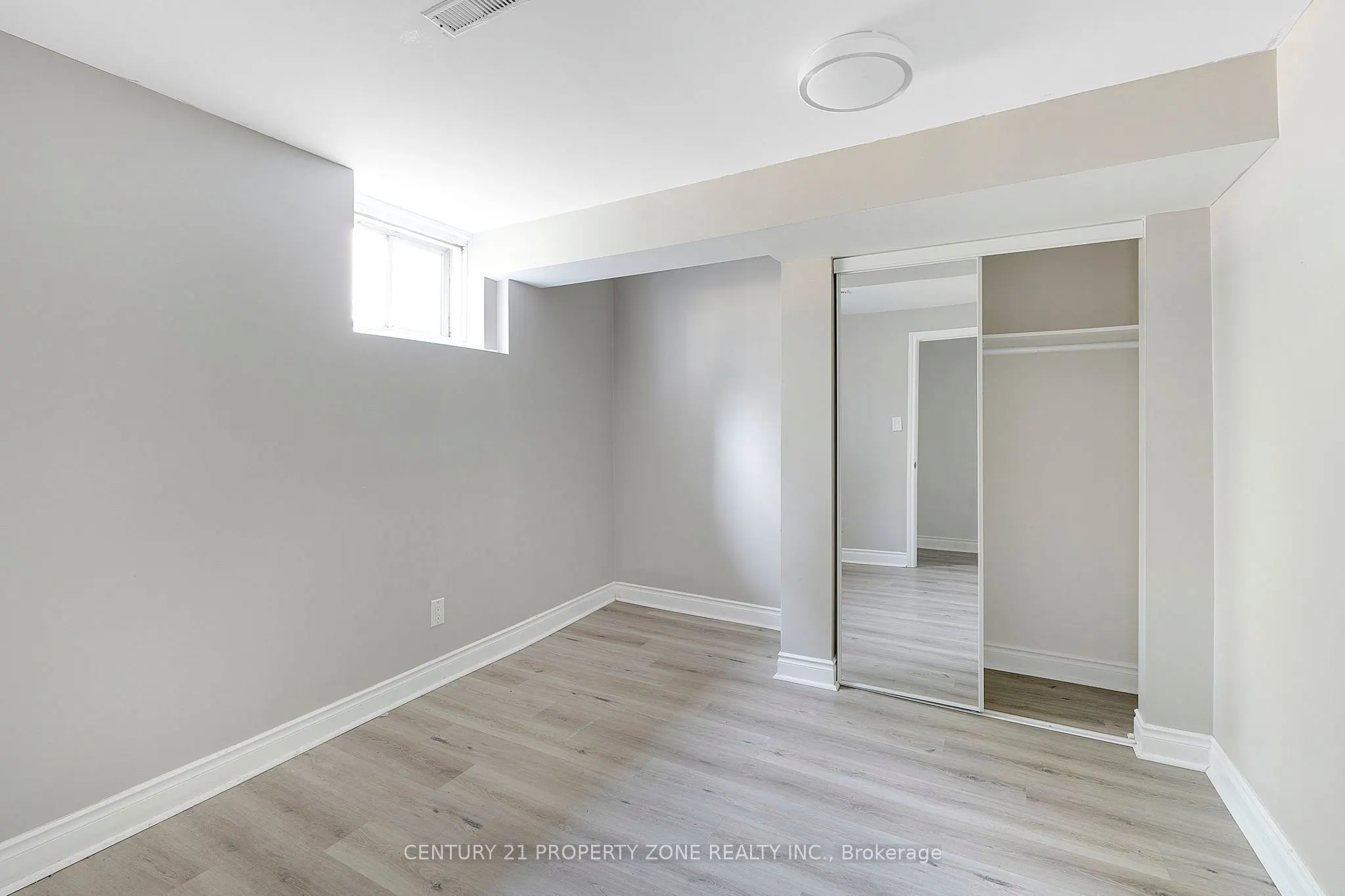 3361 The Credit Woodlands
