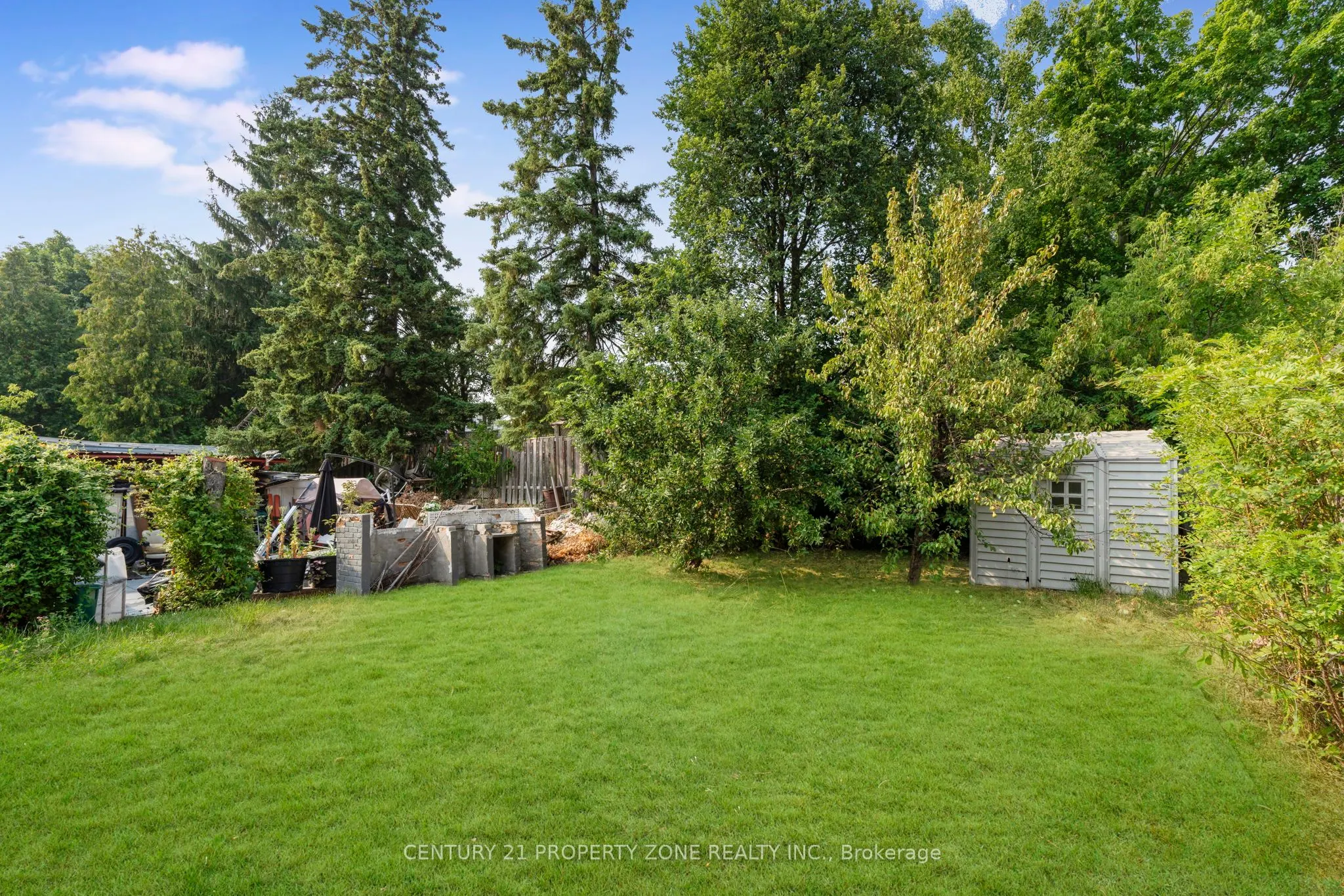 3361 The Credit Woodlands