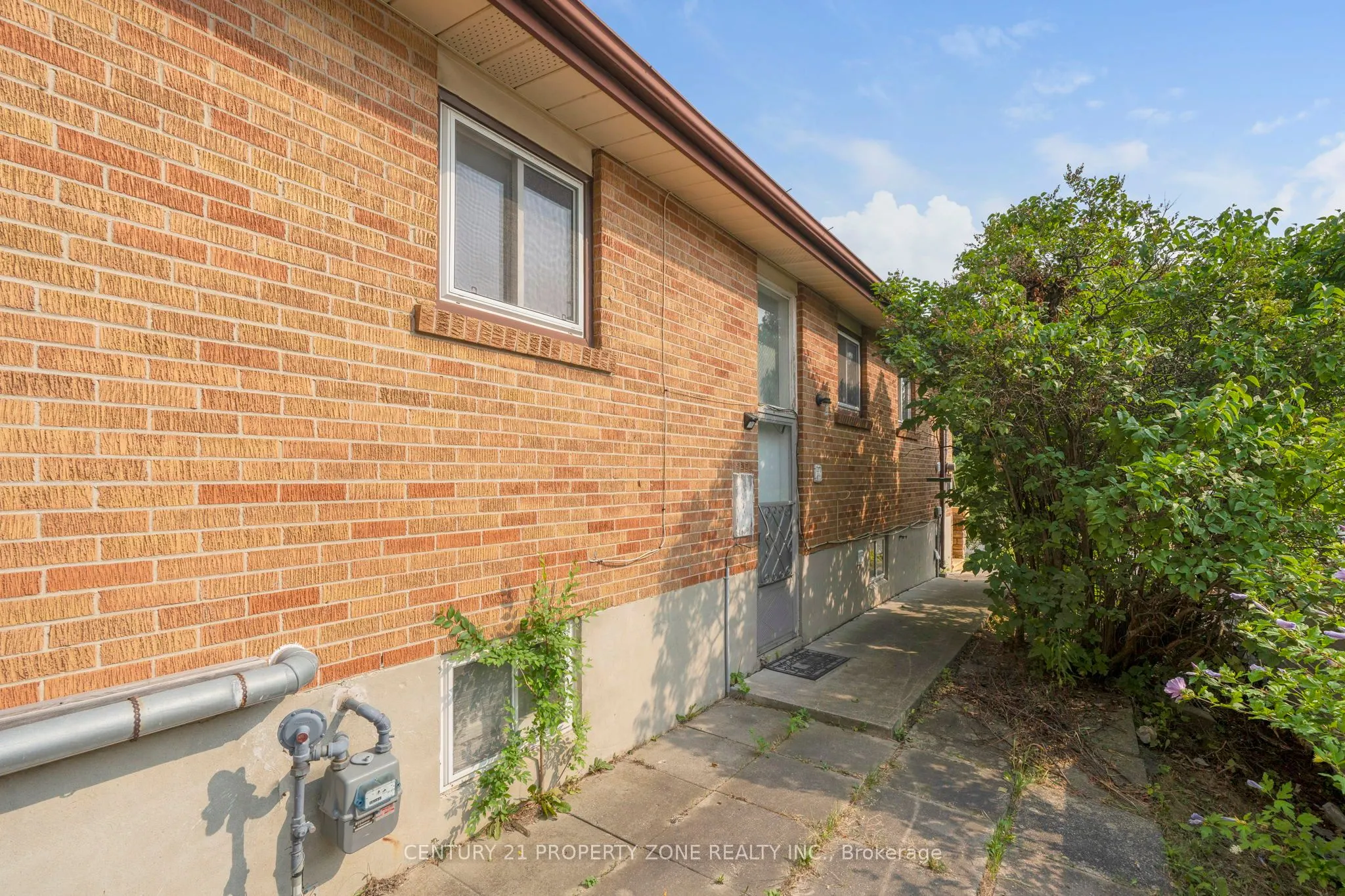 3361 The Credit Woodlands