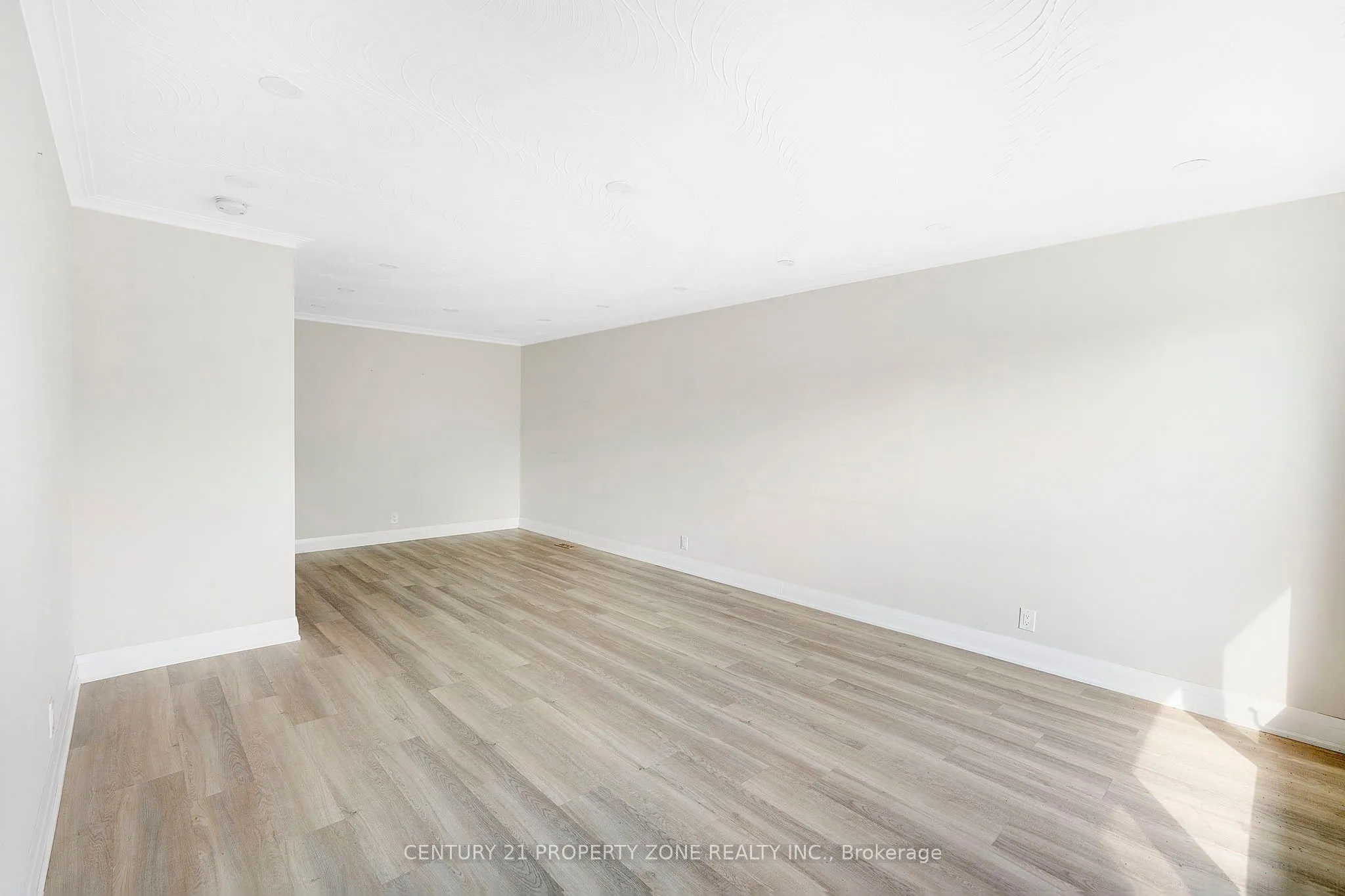 3361 The Credit Woodlands