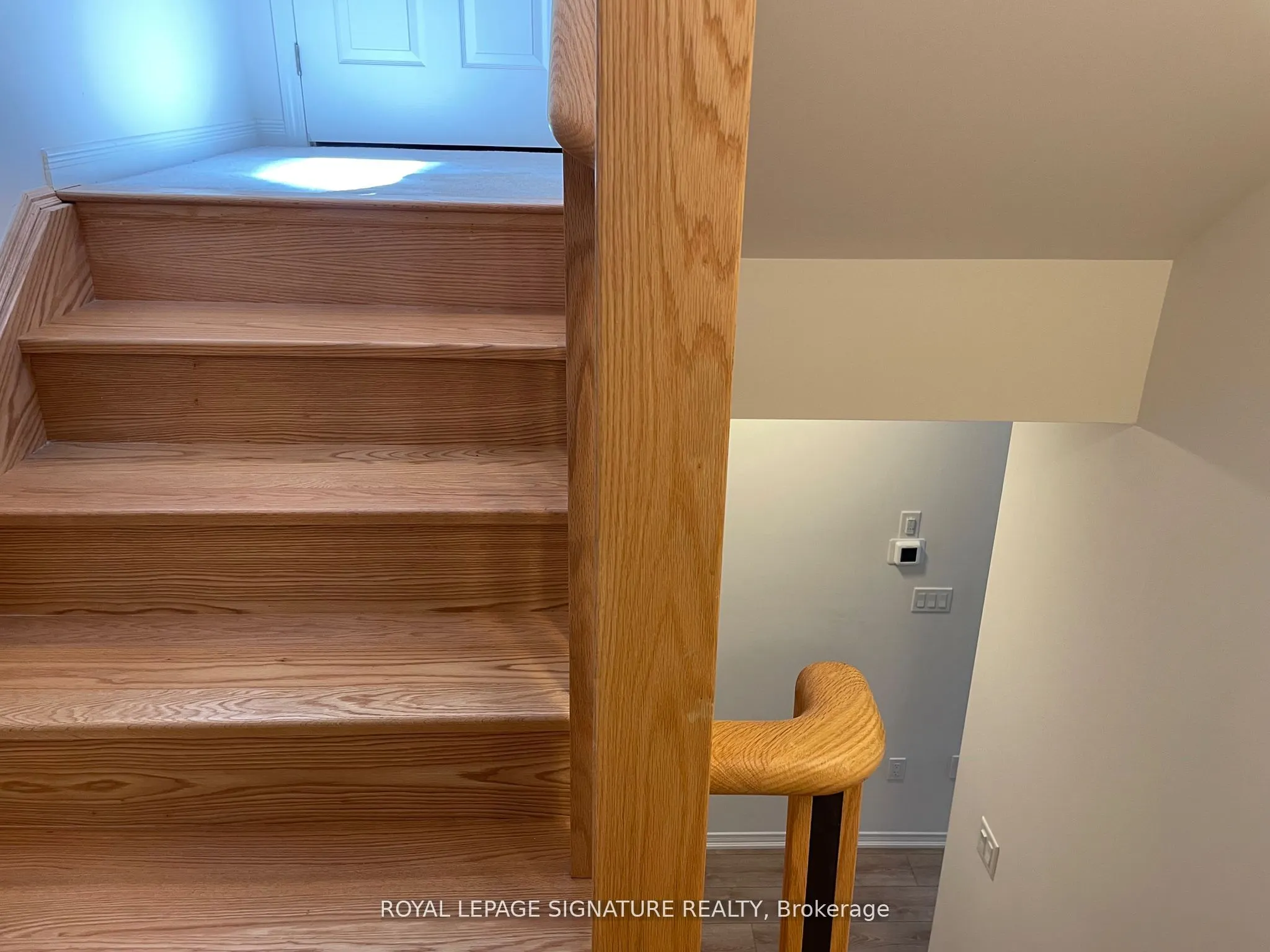 20 Woodstream Drive, #11