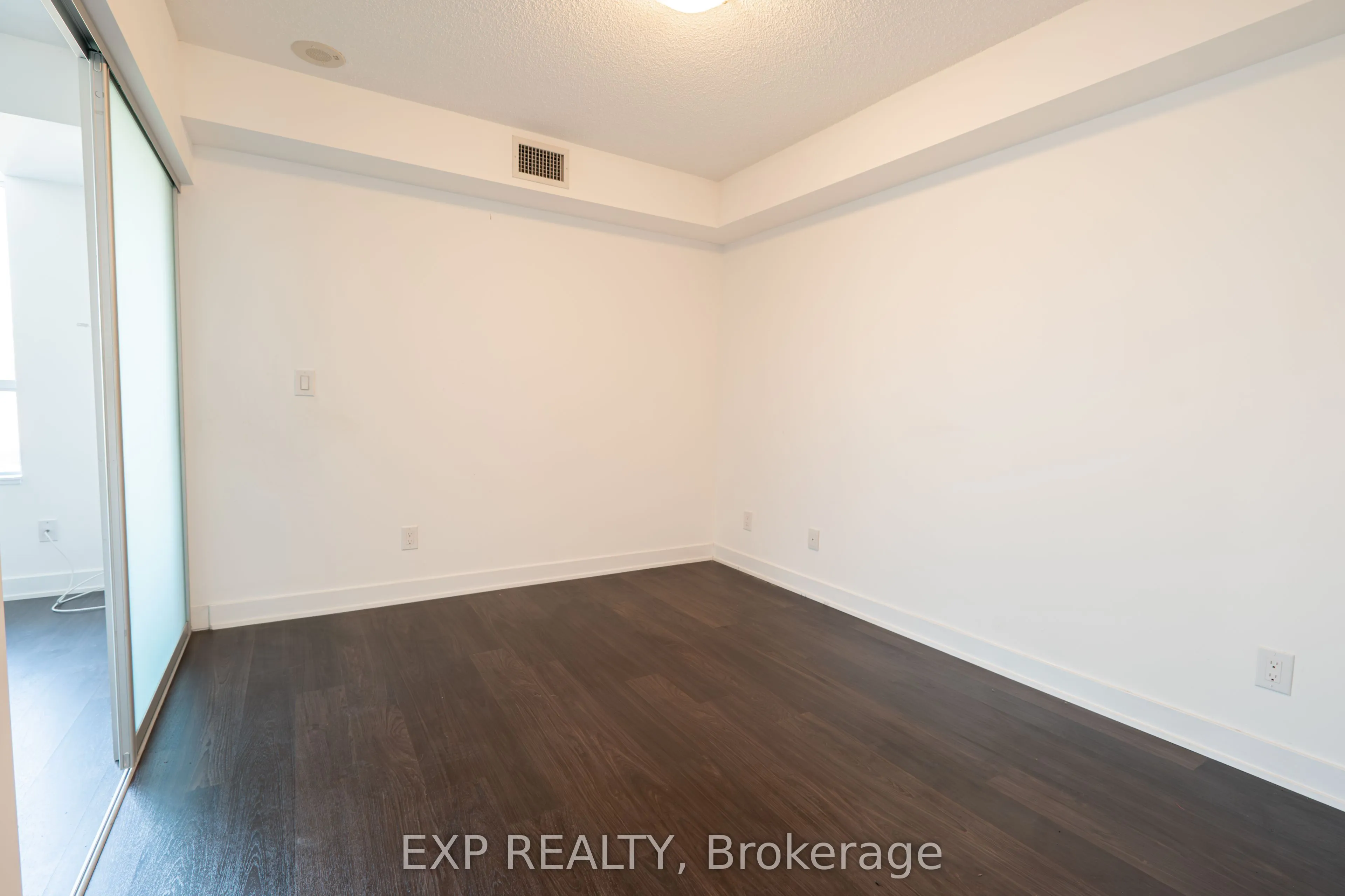 11 Superior Avenue, #417