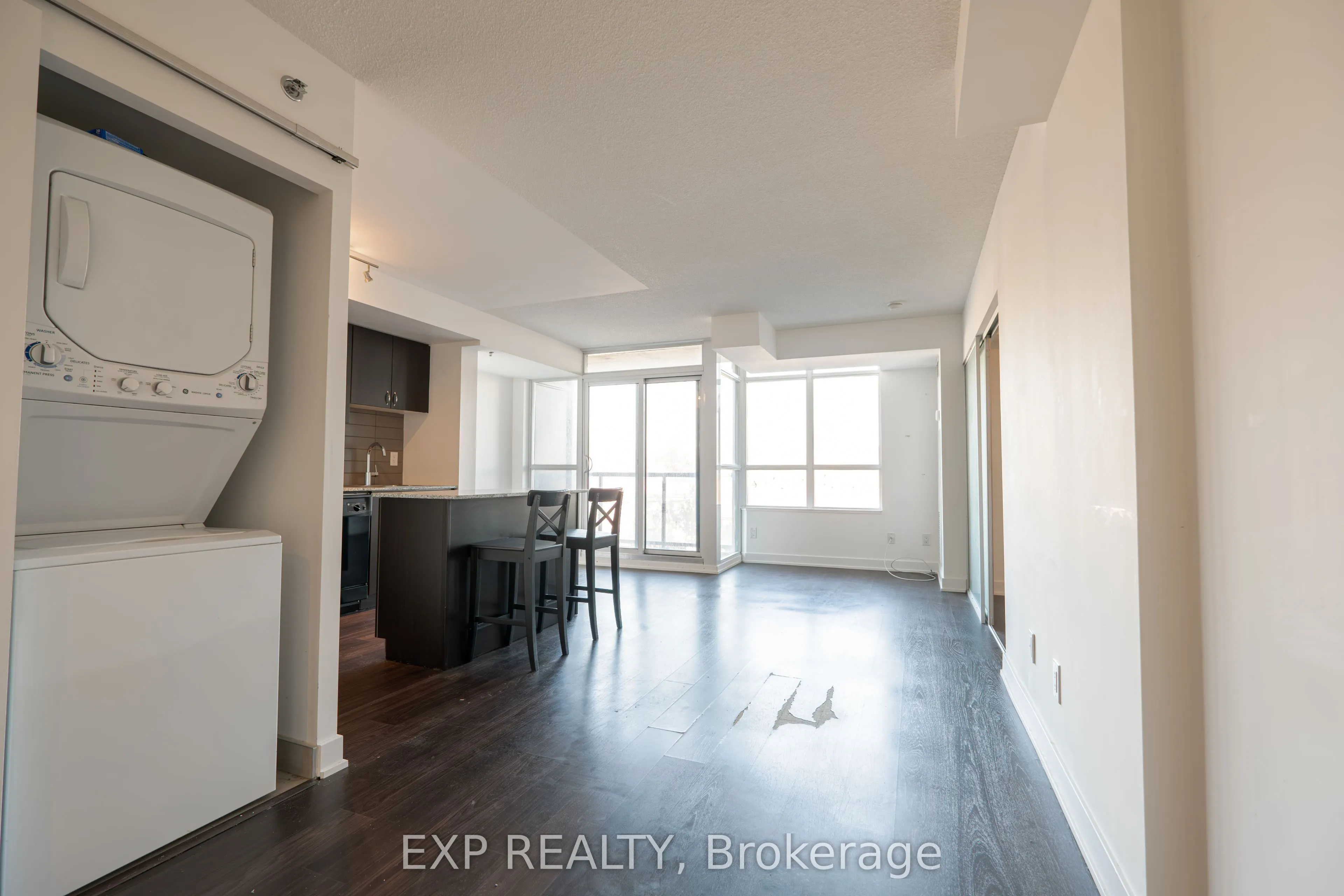 11 Superior Avenue, #417