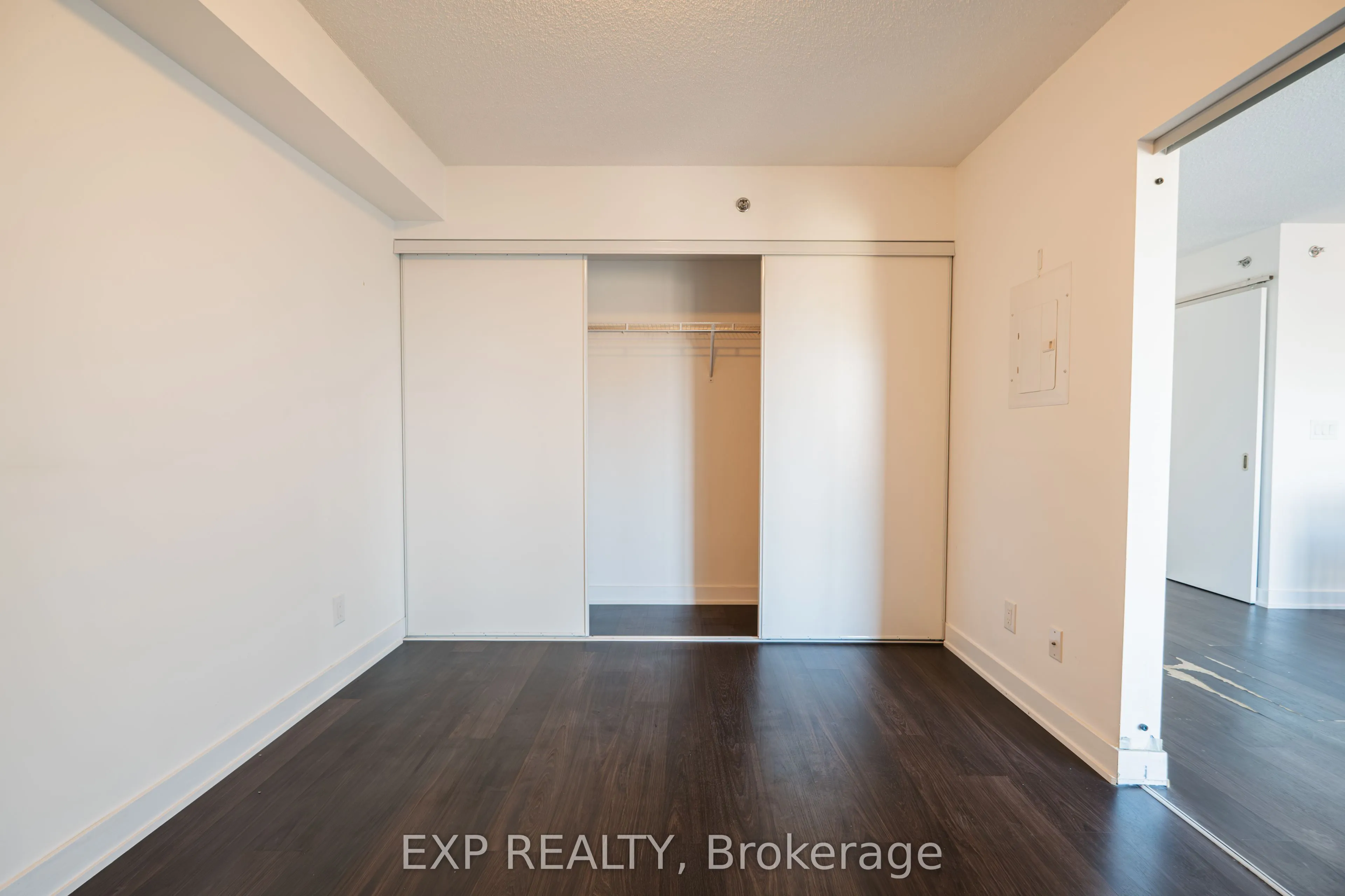 11 Superior Avenue, #417