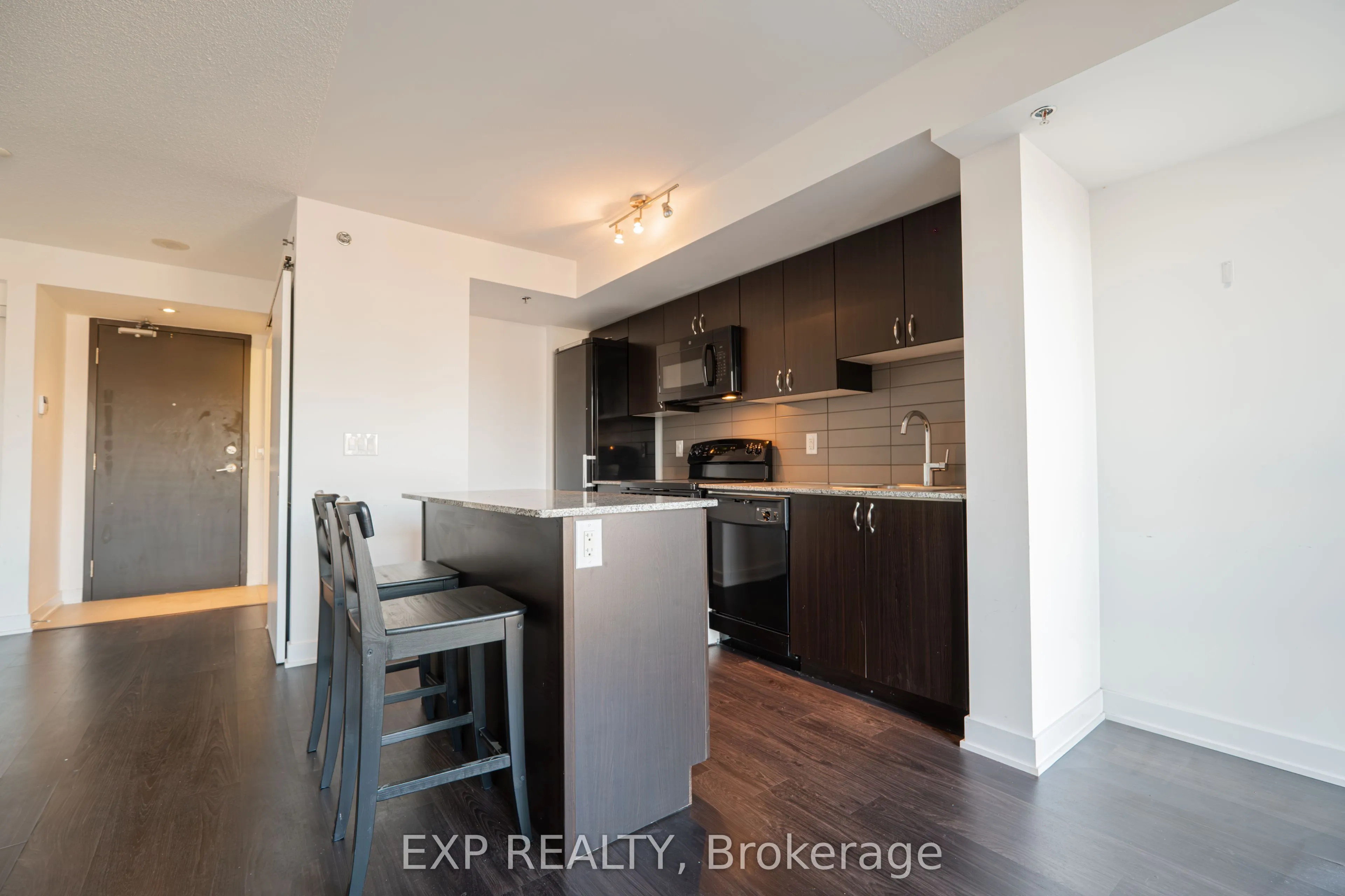 11 Superior Avenue, #417