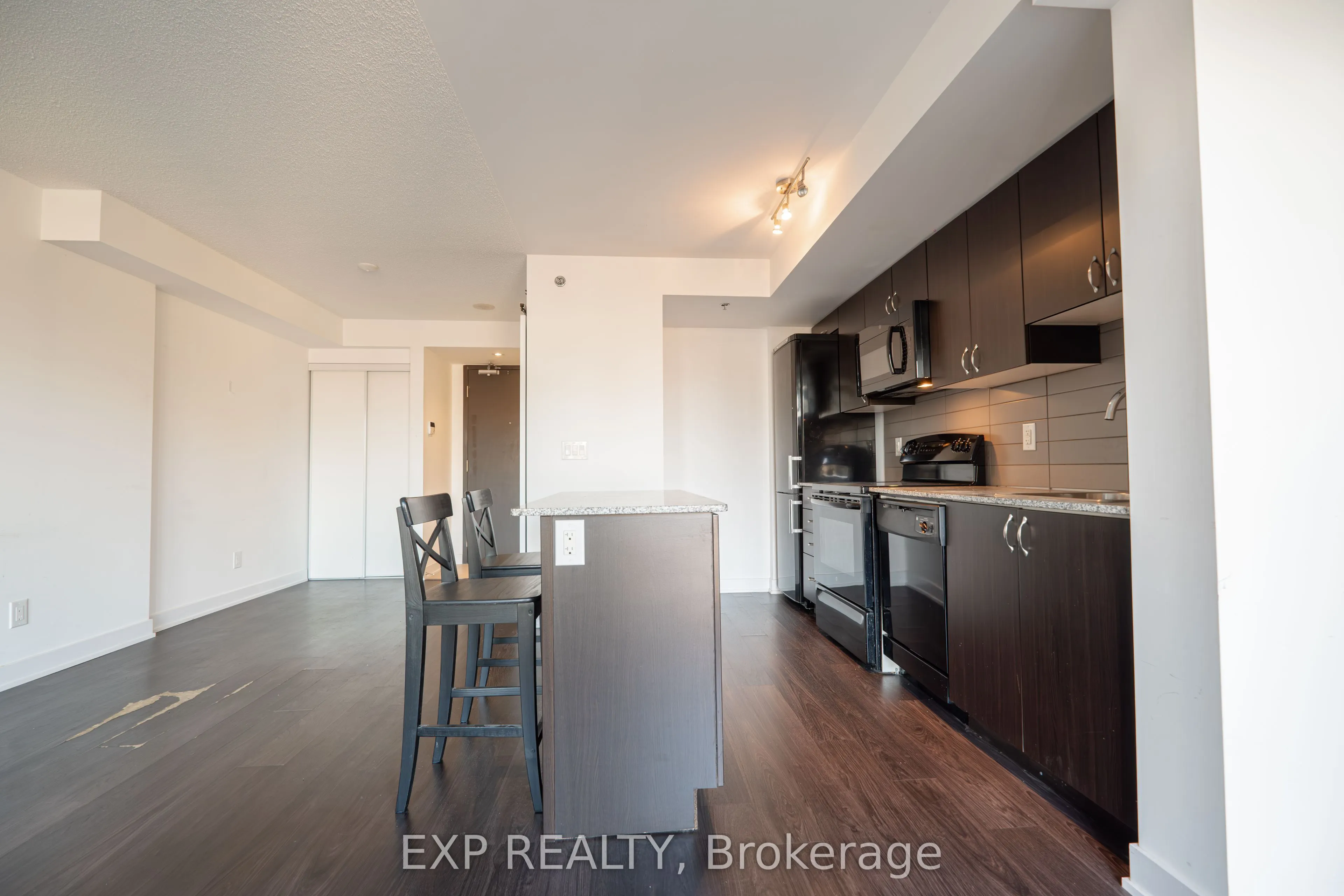 11 Superior Avenue, #417