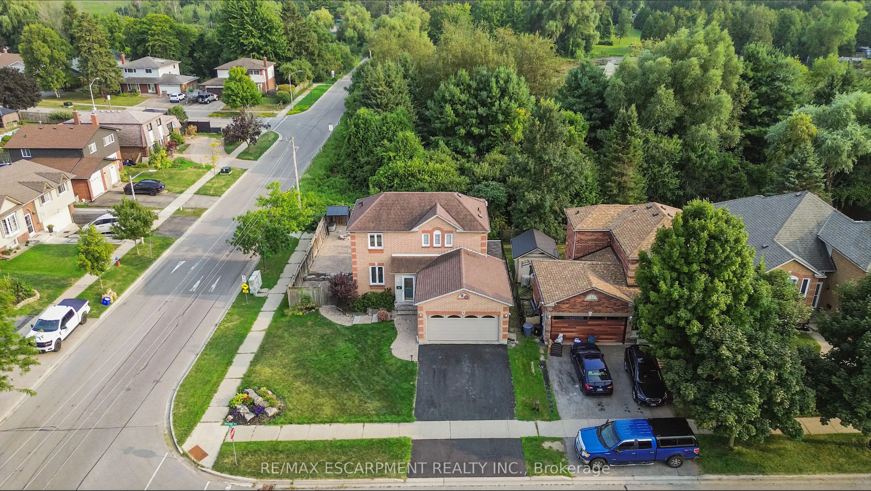 1 Birchway Place