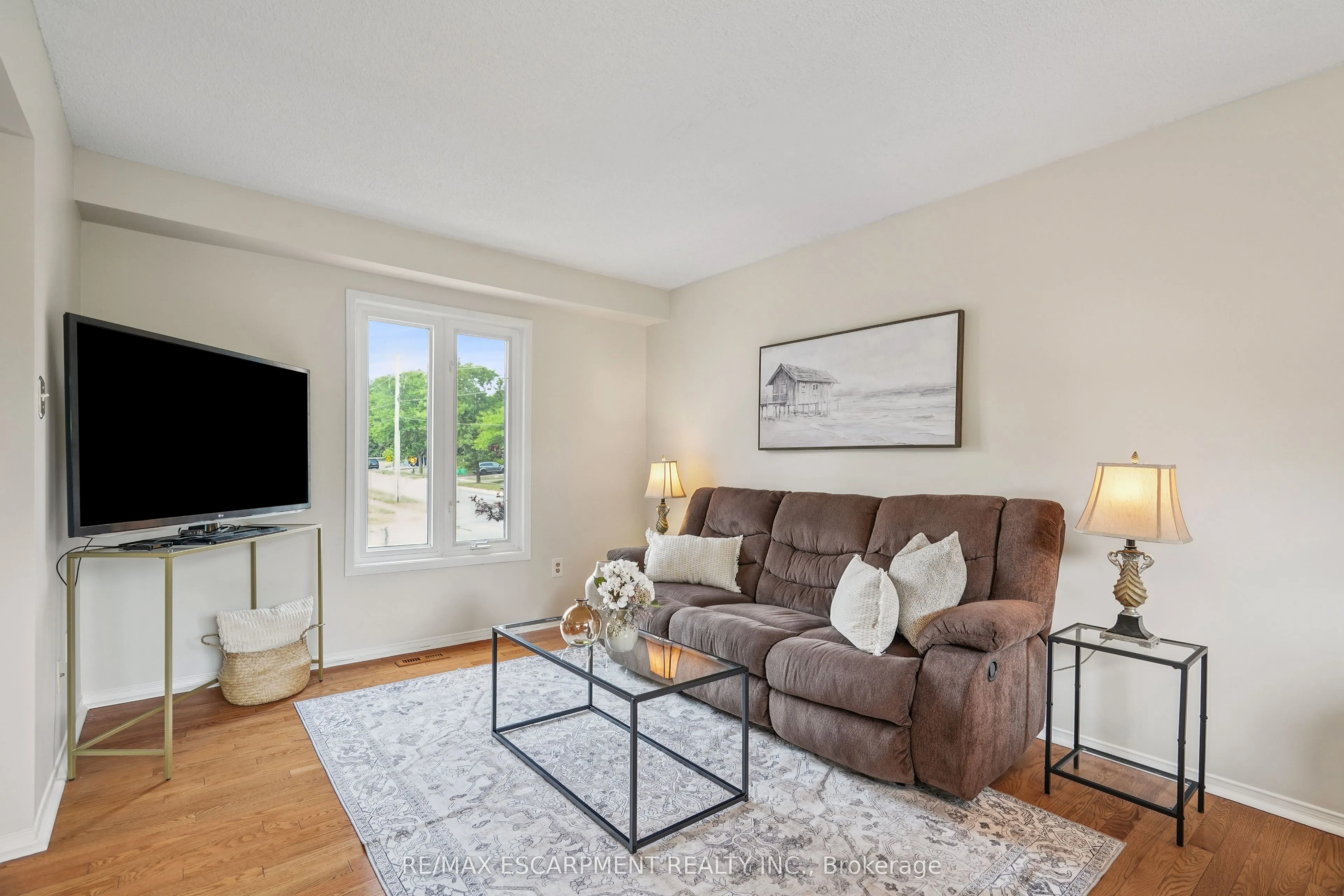 1 Birchway Place