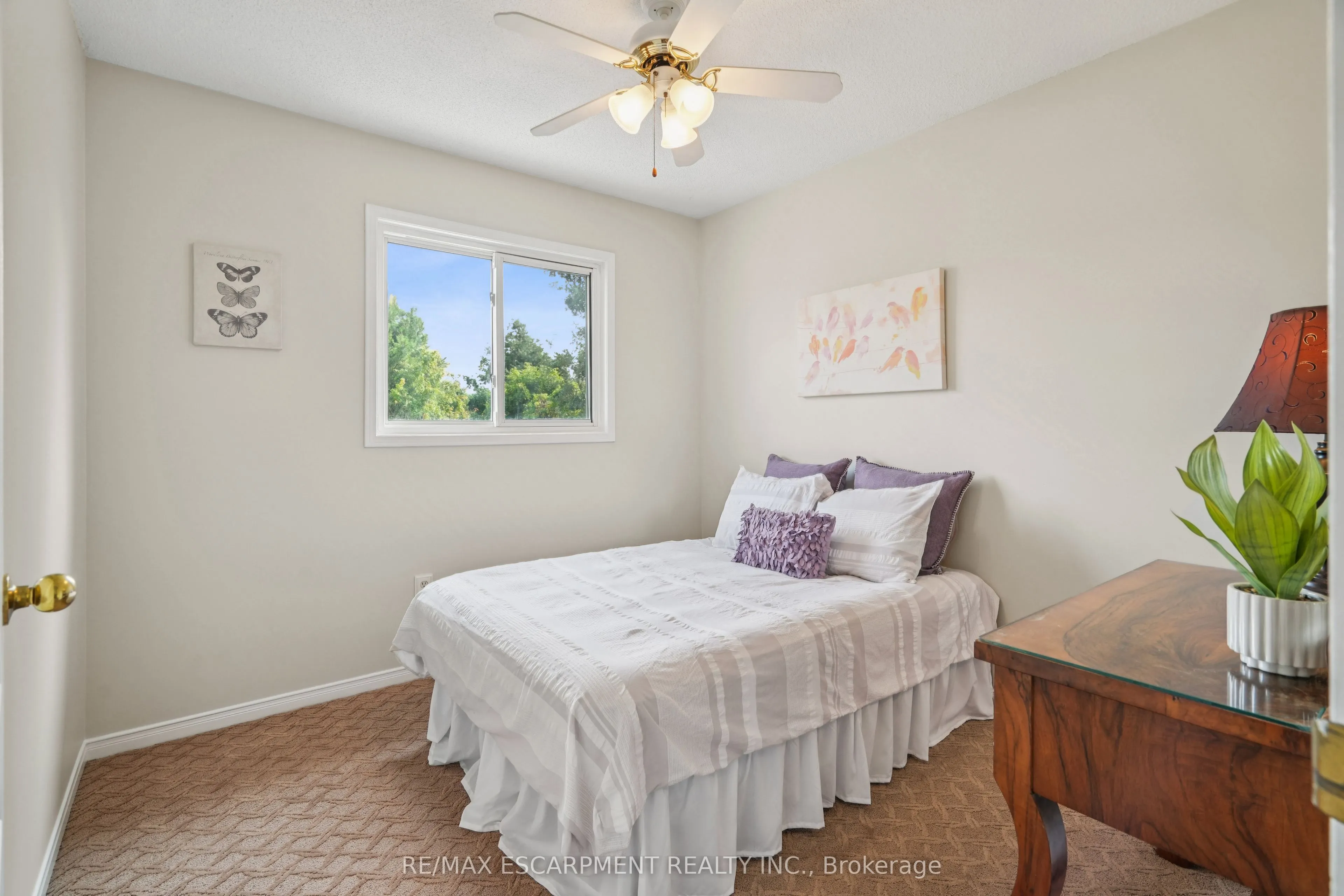 1 Birchway Place