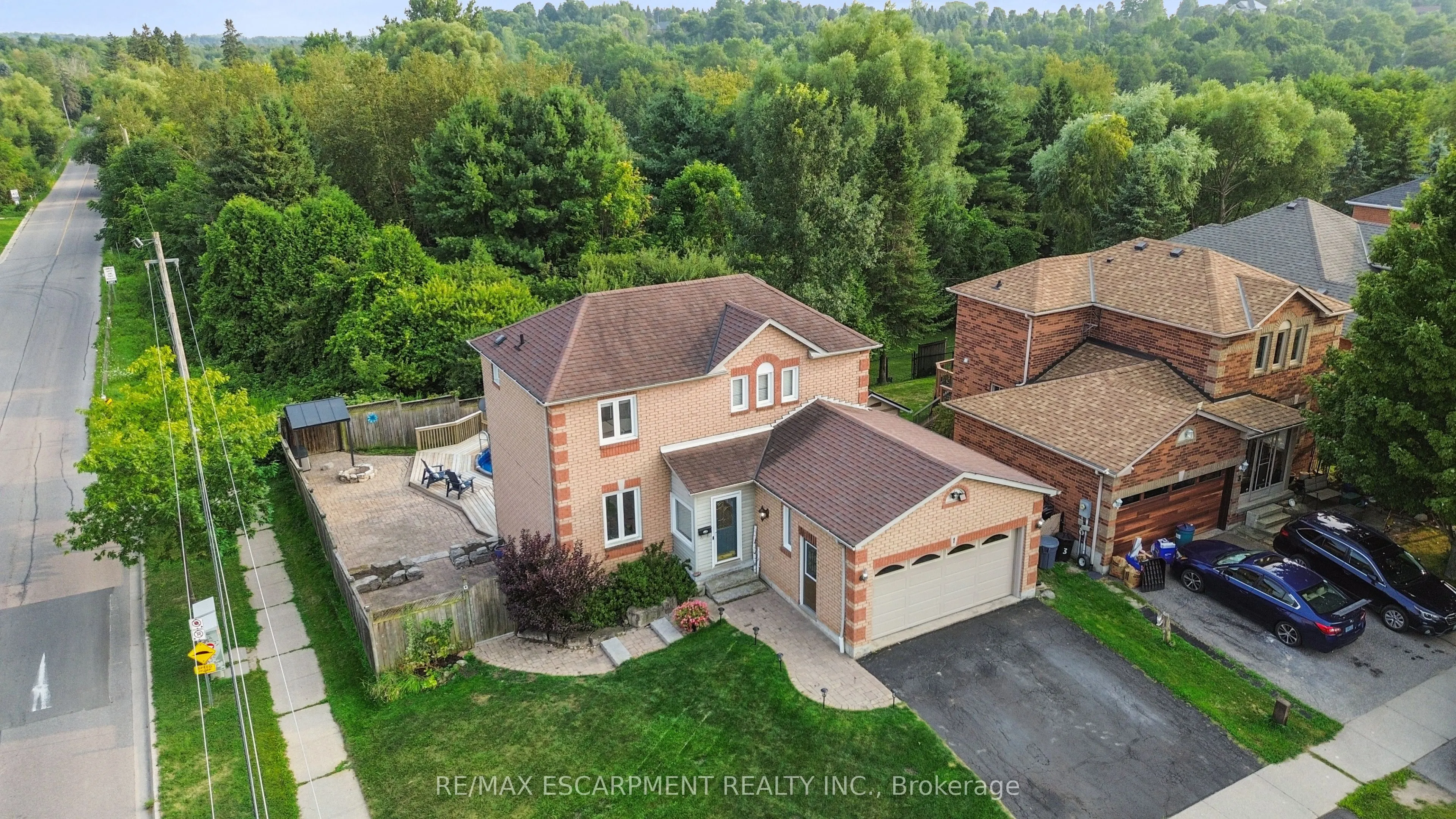 1 Birchway Place
