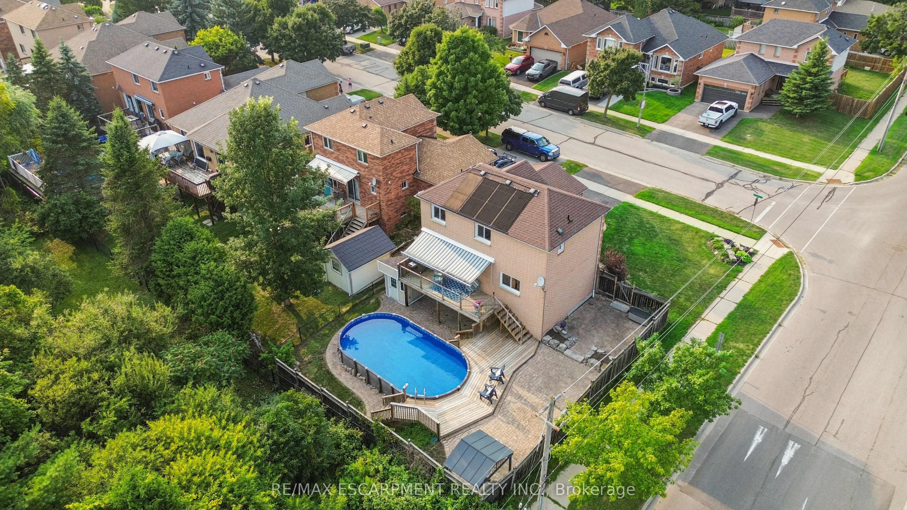 1 Birchway Place