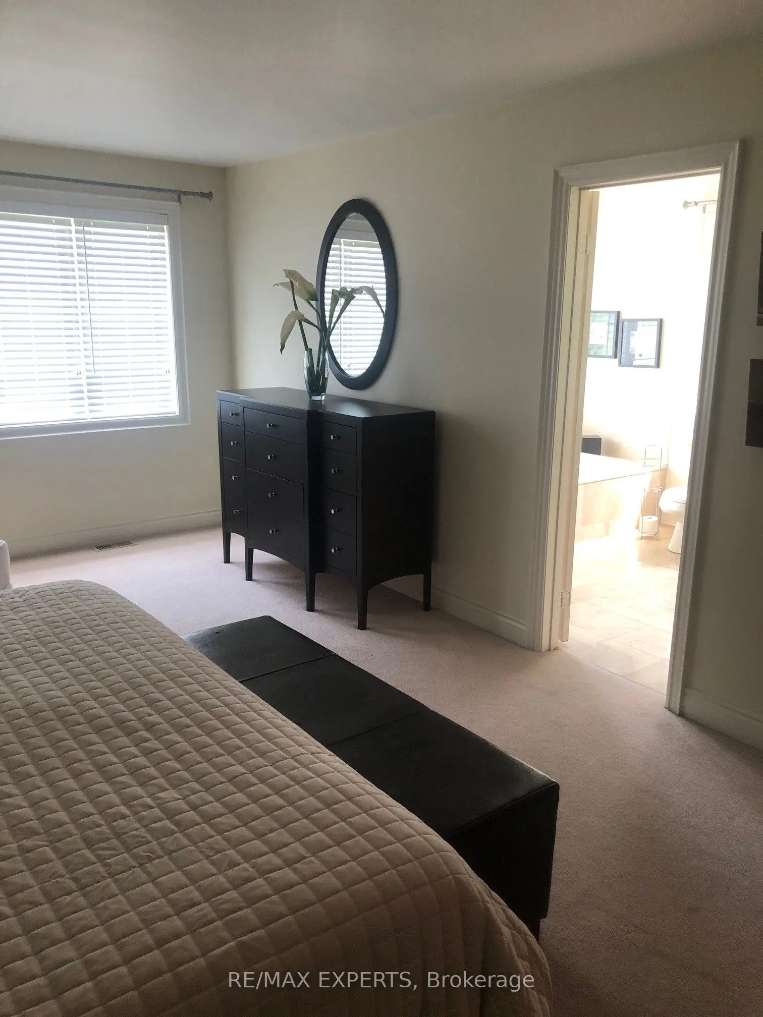 110 Rolling Hills Lane W
