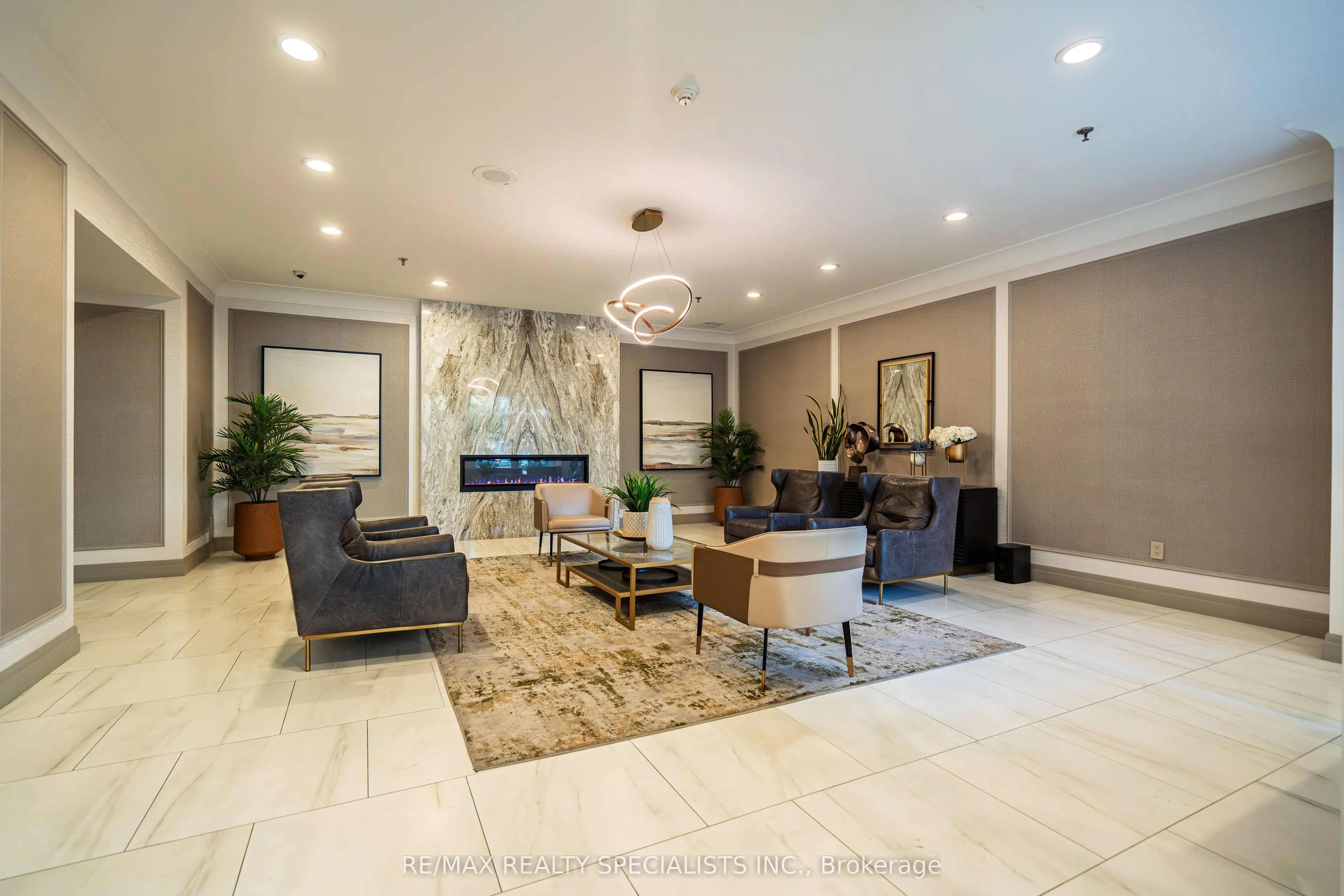 75 King Street E, #703