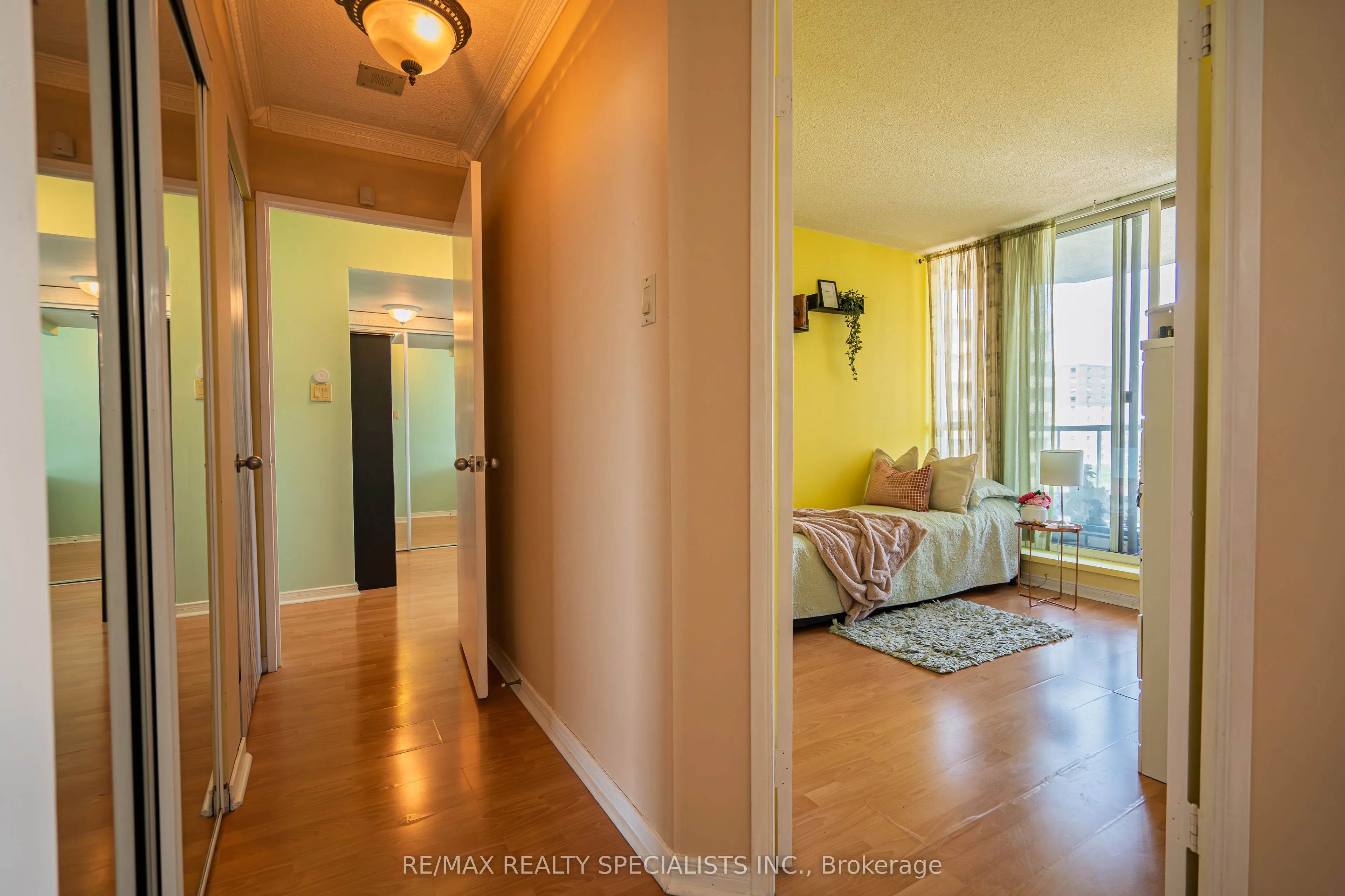 75 King Street E, #703