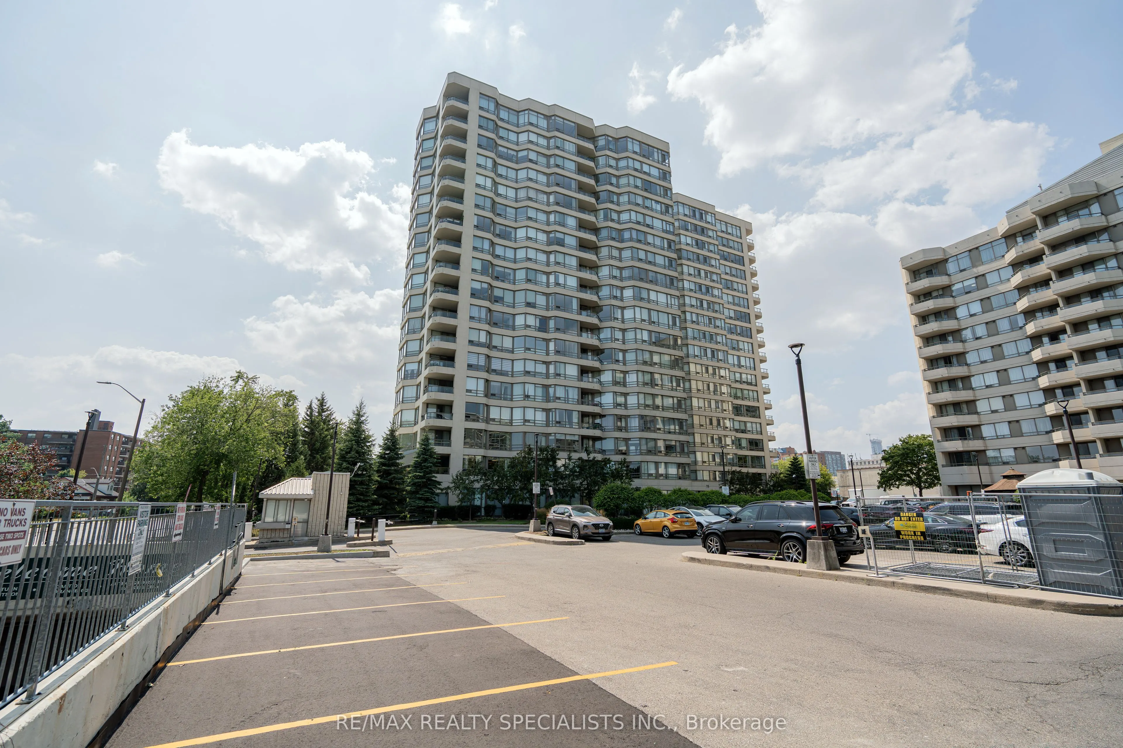 75 King Street E, #703