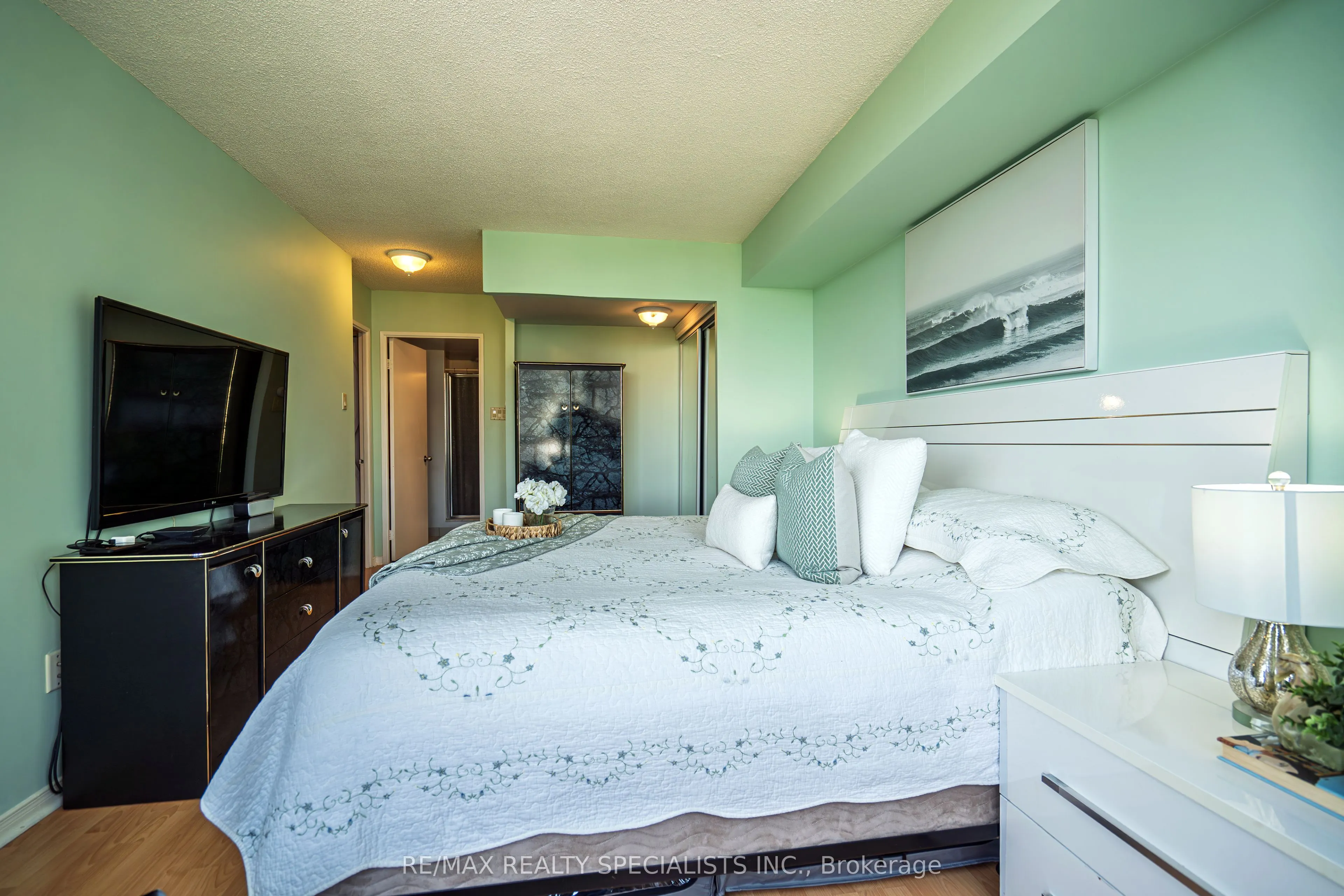 75 King Street E, #703