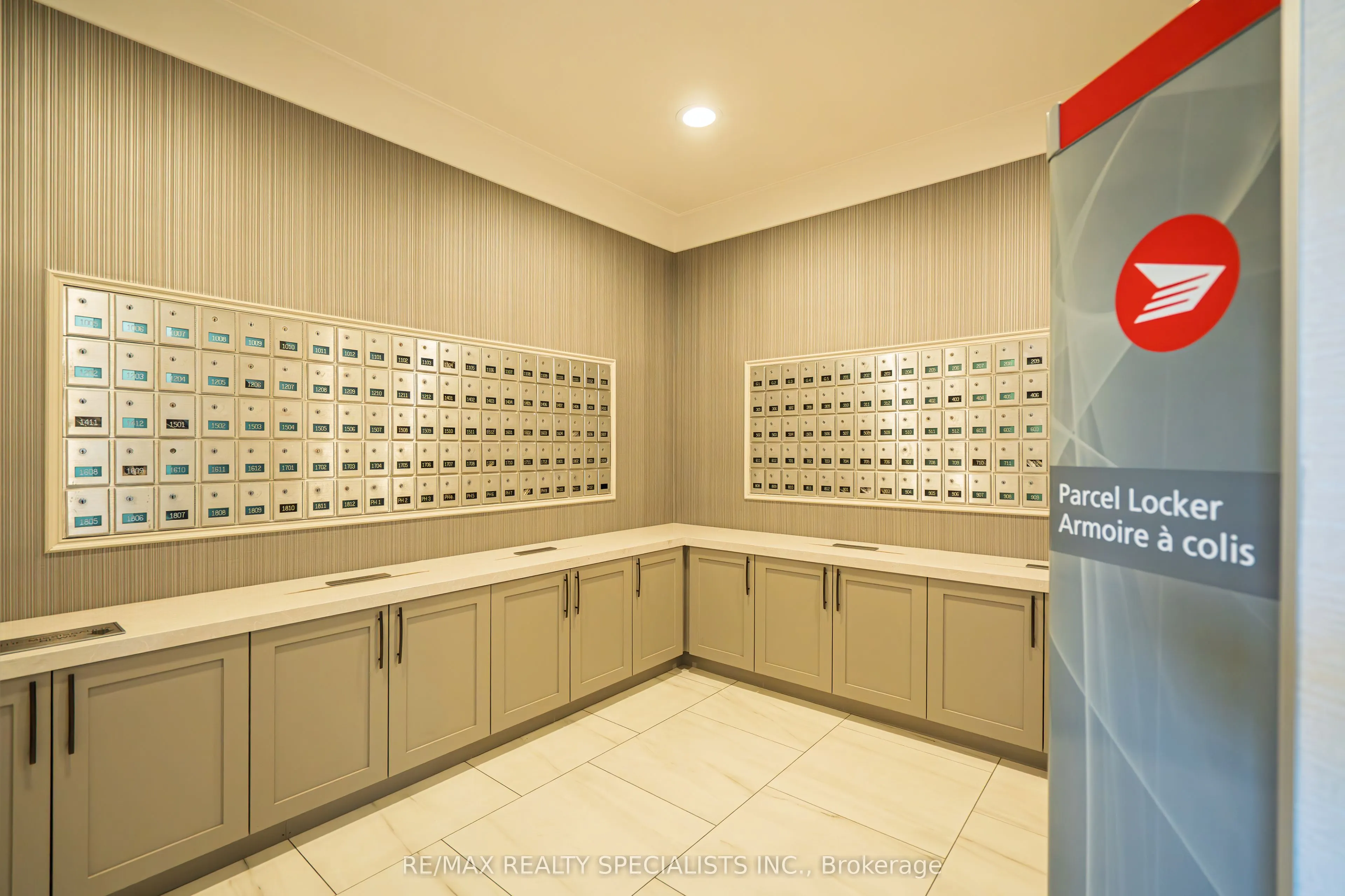 75 King Street E, #703