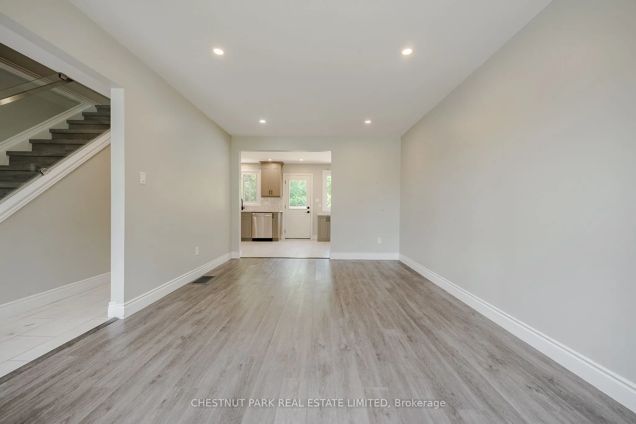 1435 Leighland Road