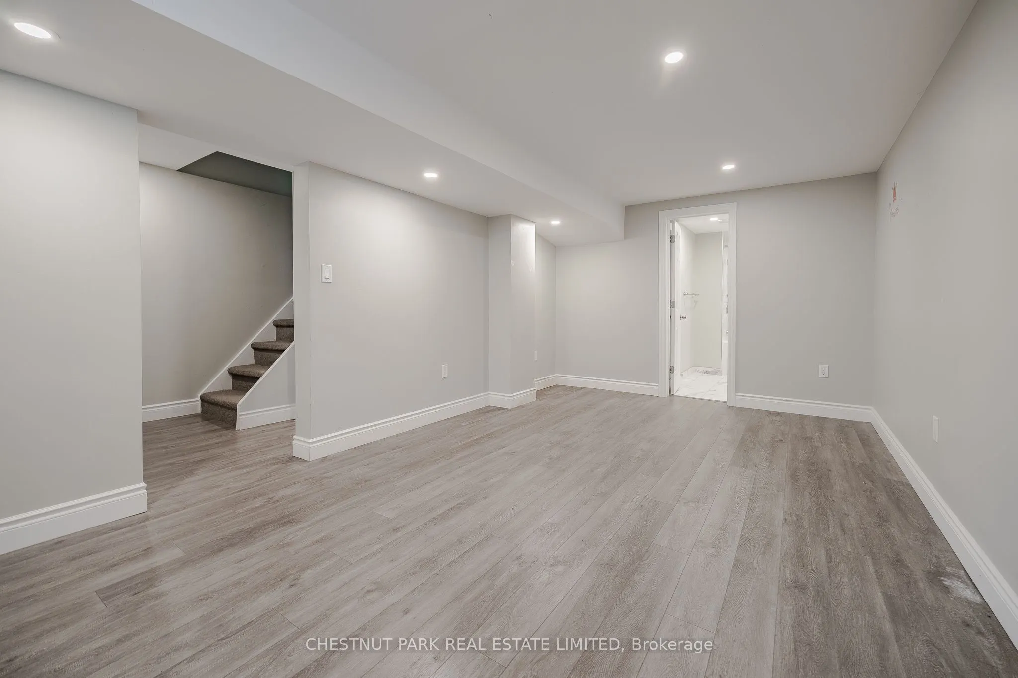 1435 Leighland Road