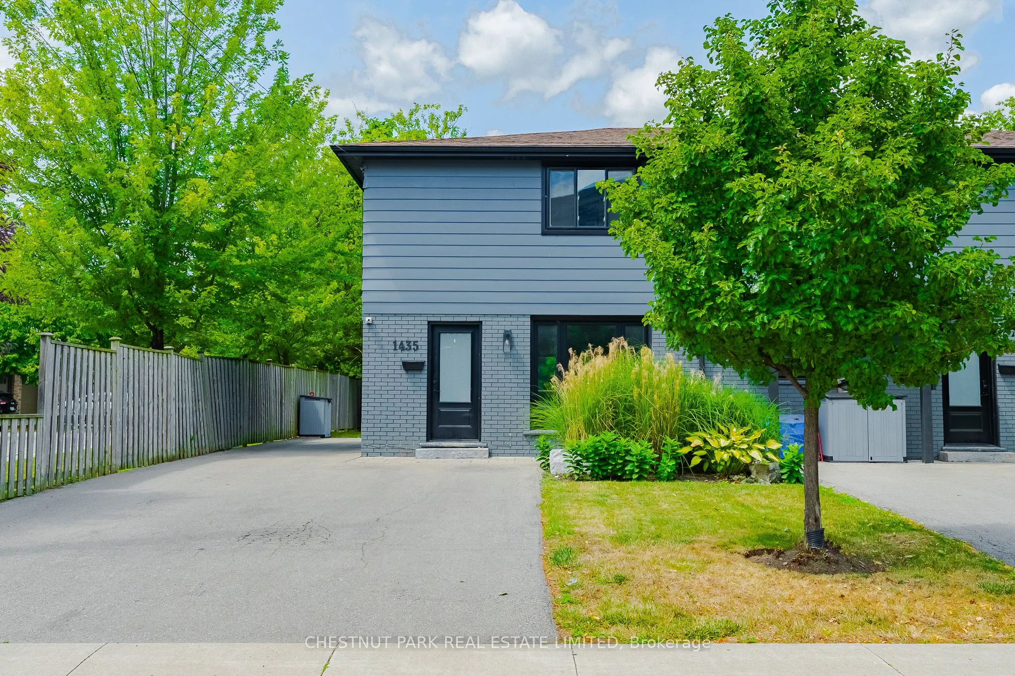 1435 Leighland Road