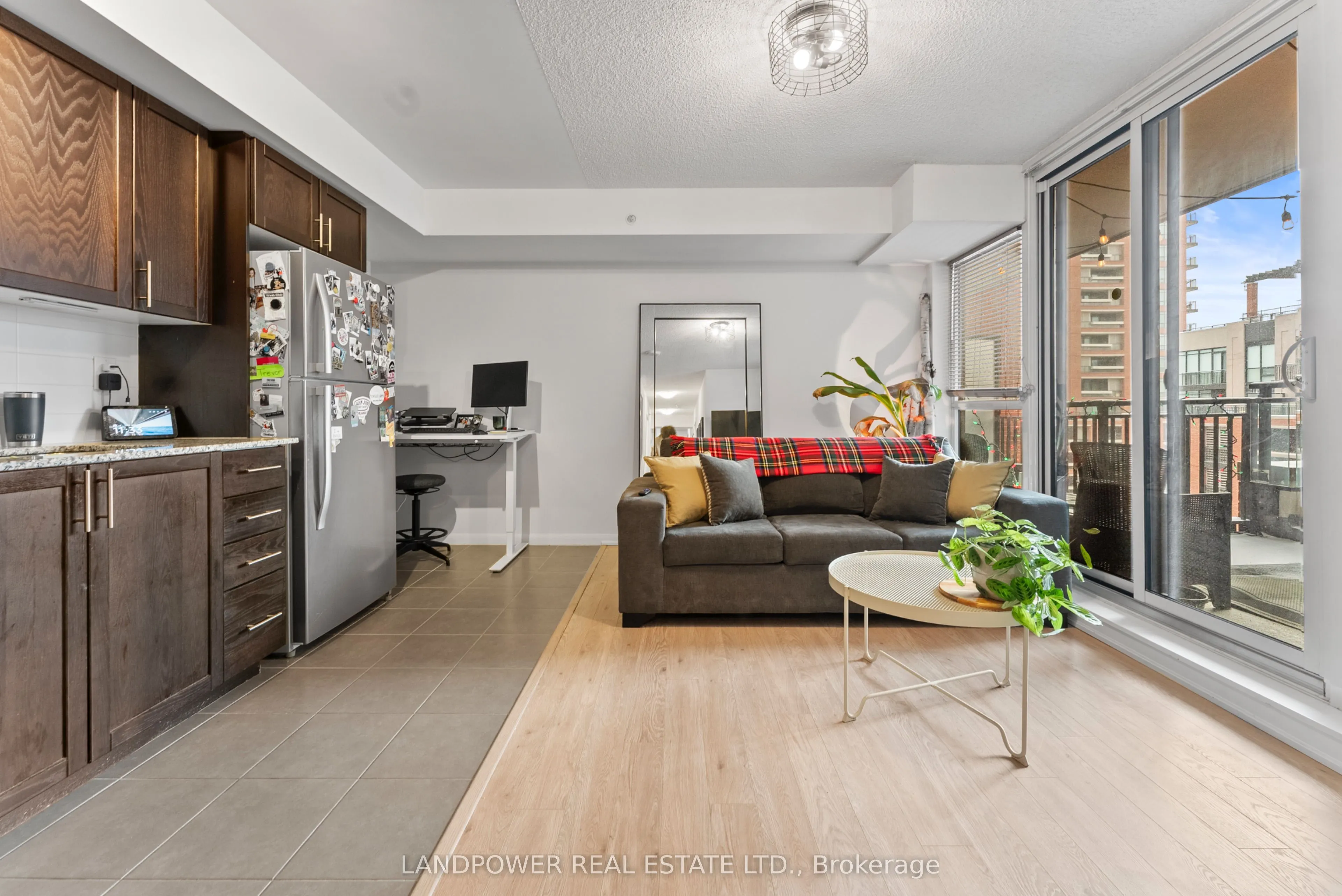 830 Lawrence Avenue W, #724