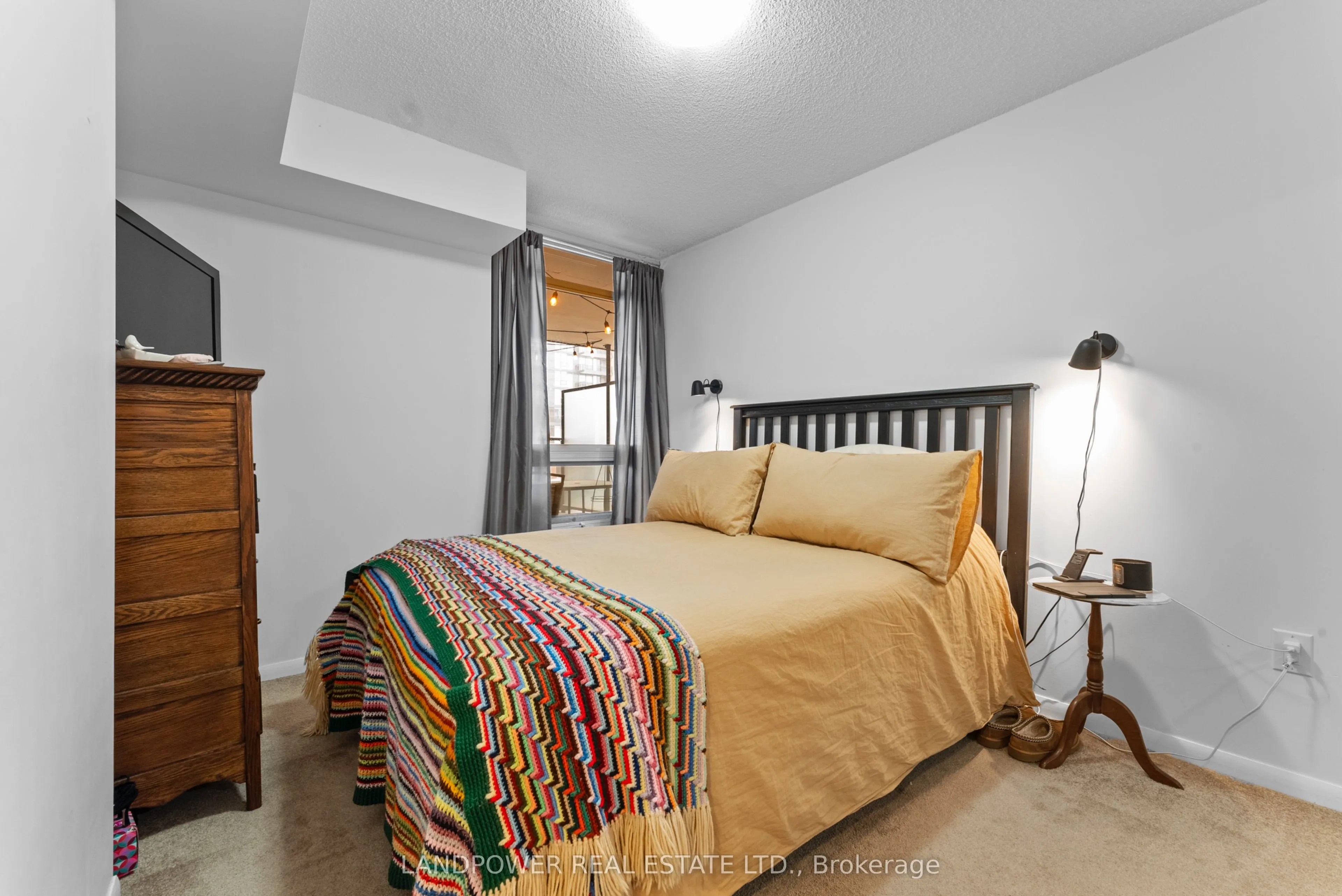 830 Lawrence Avenue W, #724