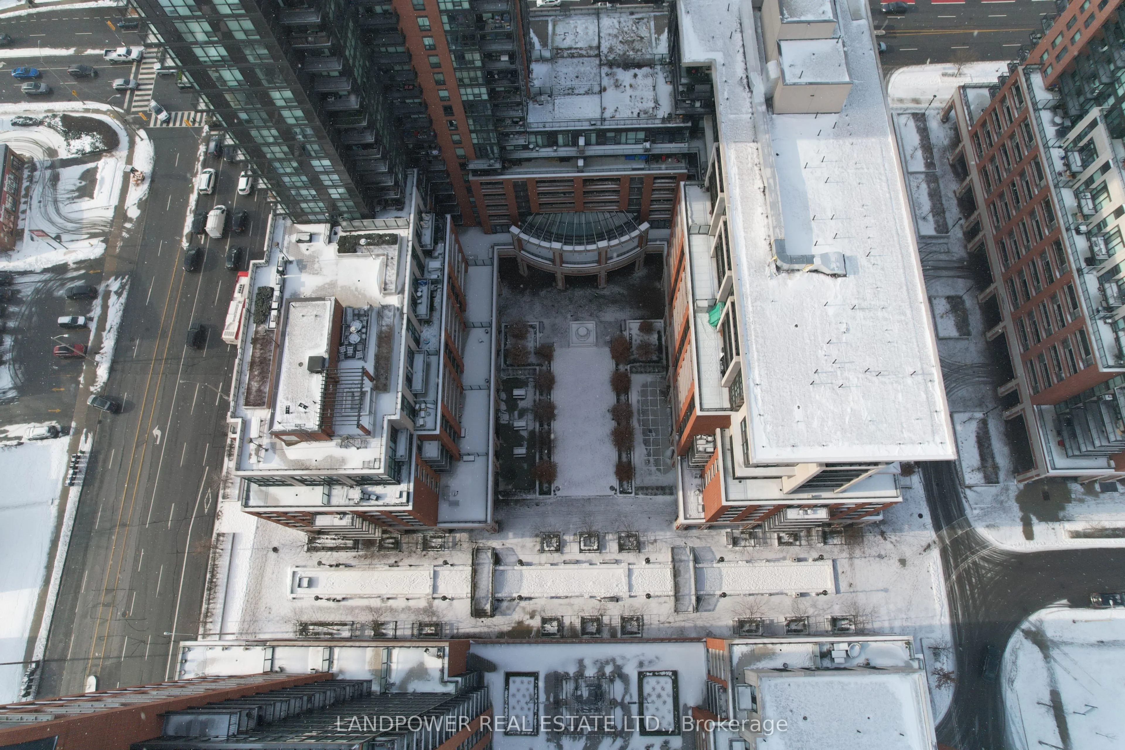 830 Lawrence Avenue W, #724
