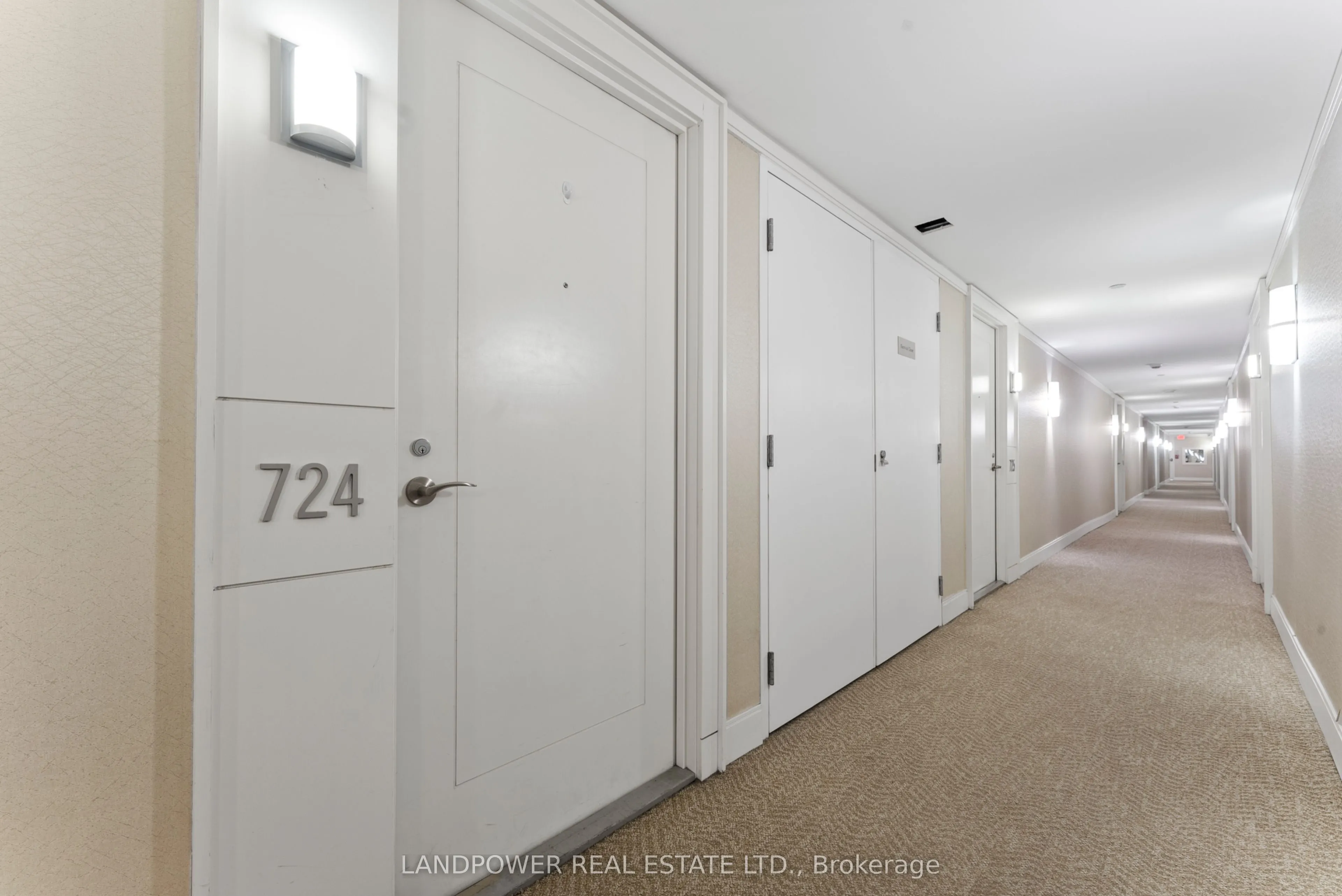 830 Lawrence Avenue W, #724