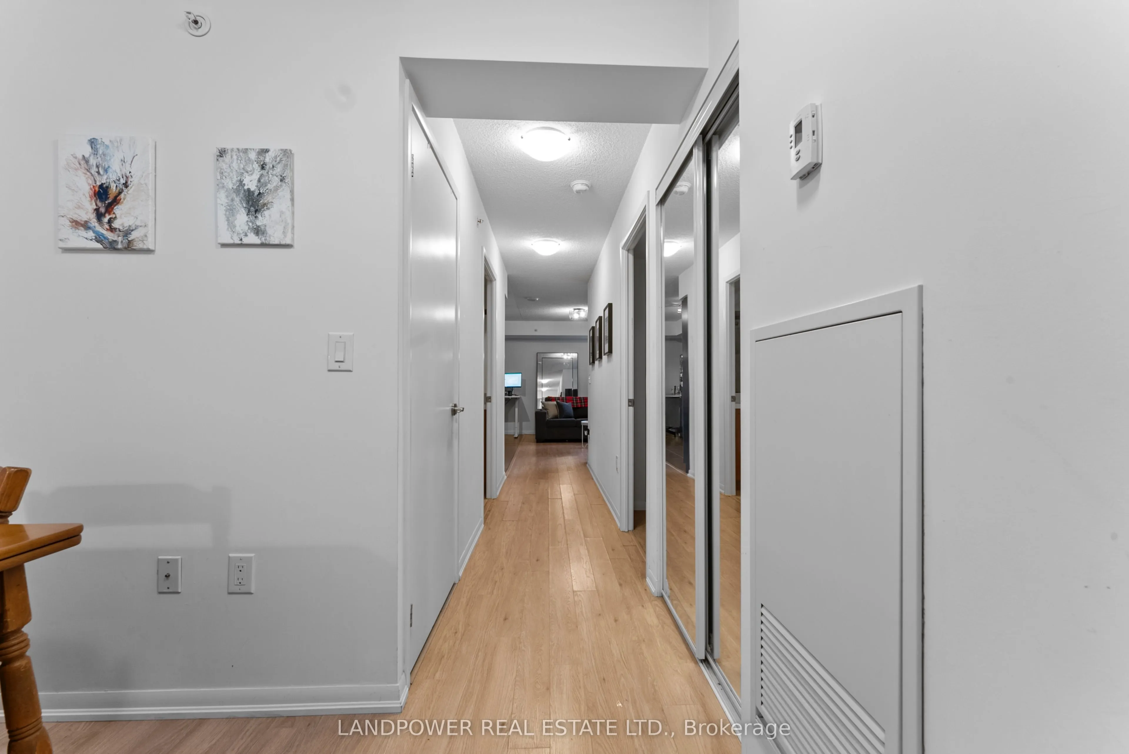 830 Lawrence Avenue W, #724