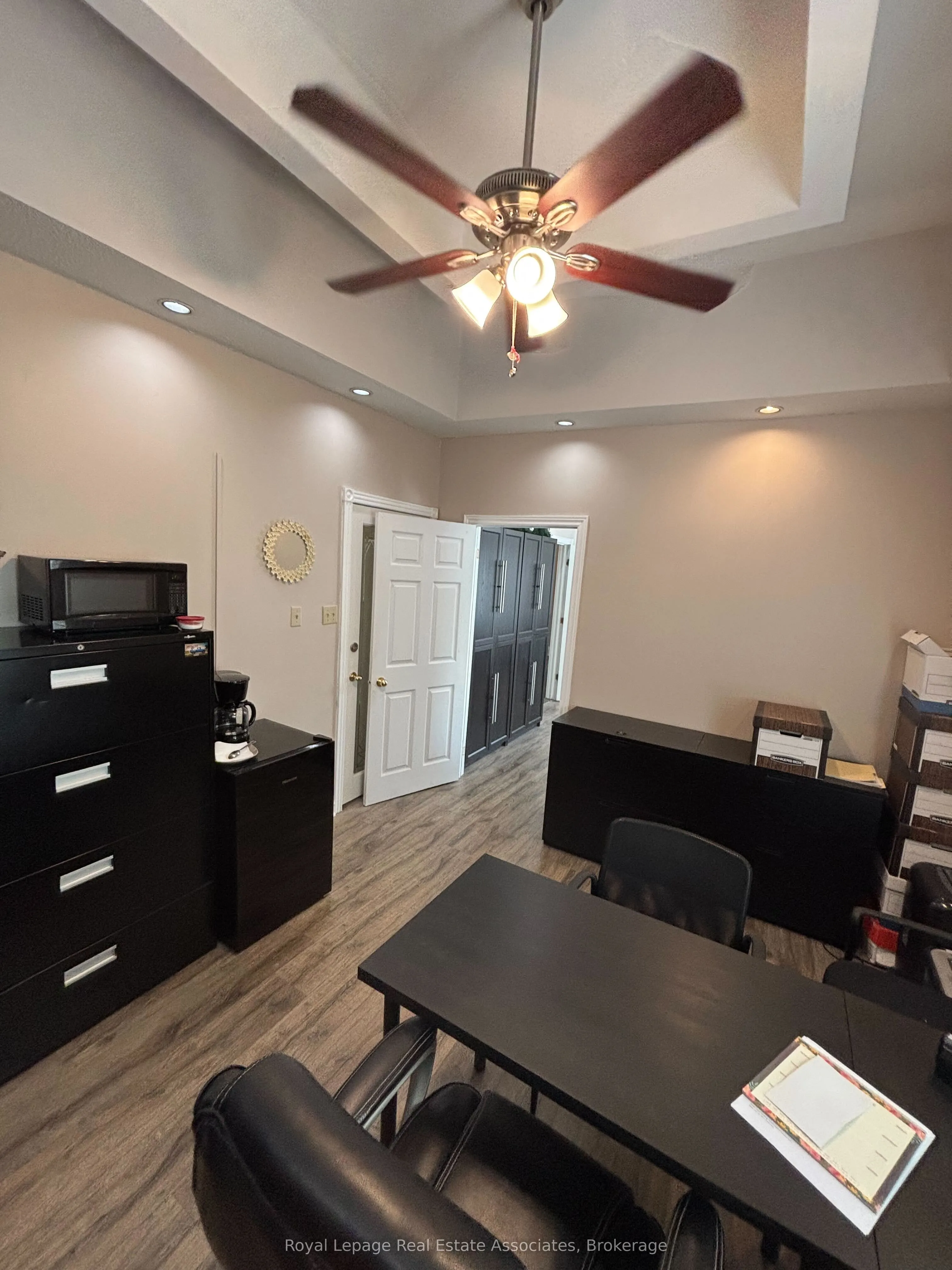112 Main Street S, #205