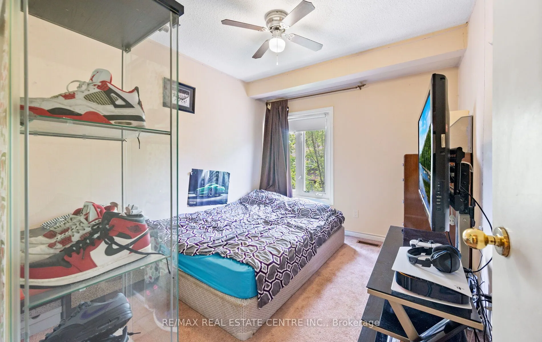750 Burnhamthorpe Road E, #35