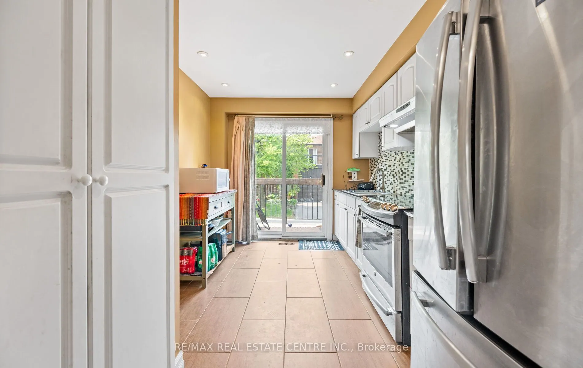 750 Burnhamthorpe Road E, #35