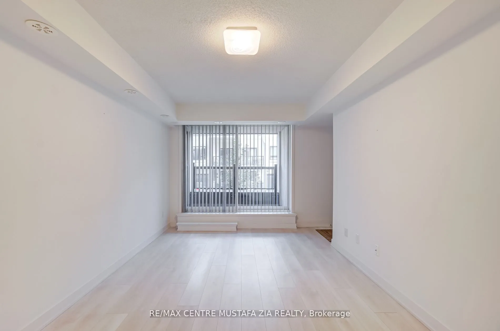 1129 Cooke Boulevard, #608