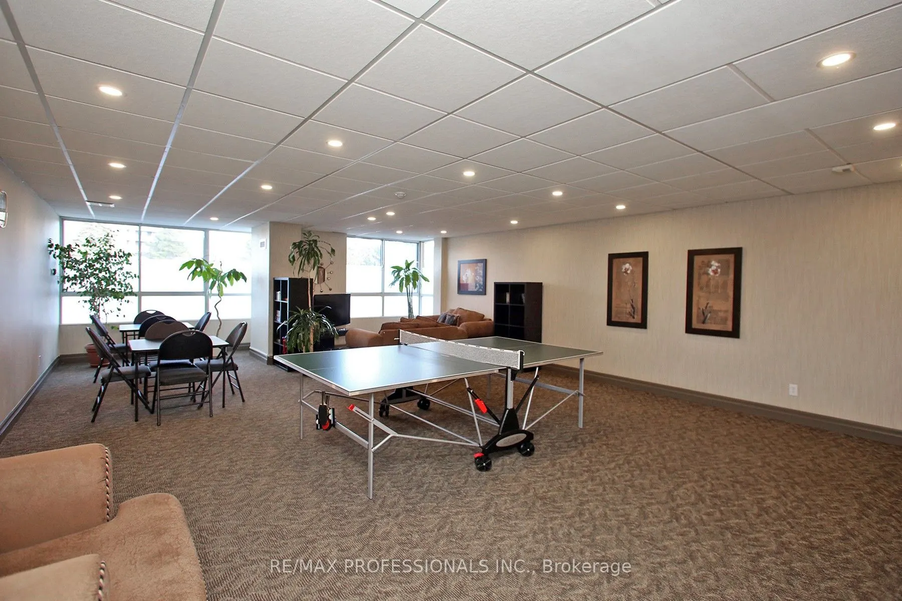1485 Lakeshore Road E, #114