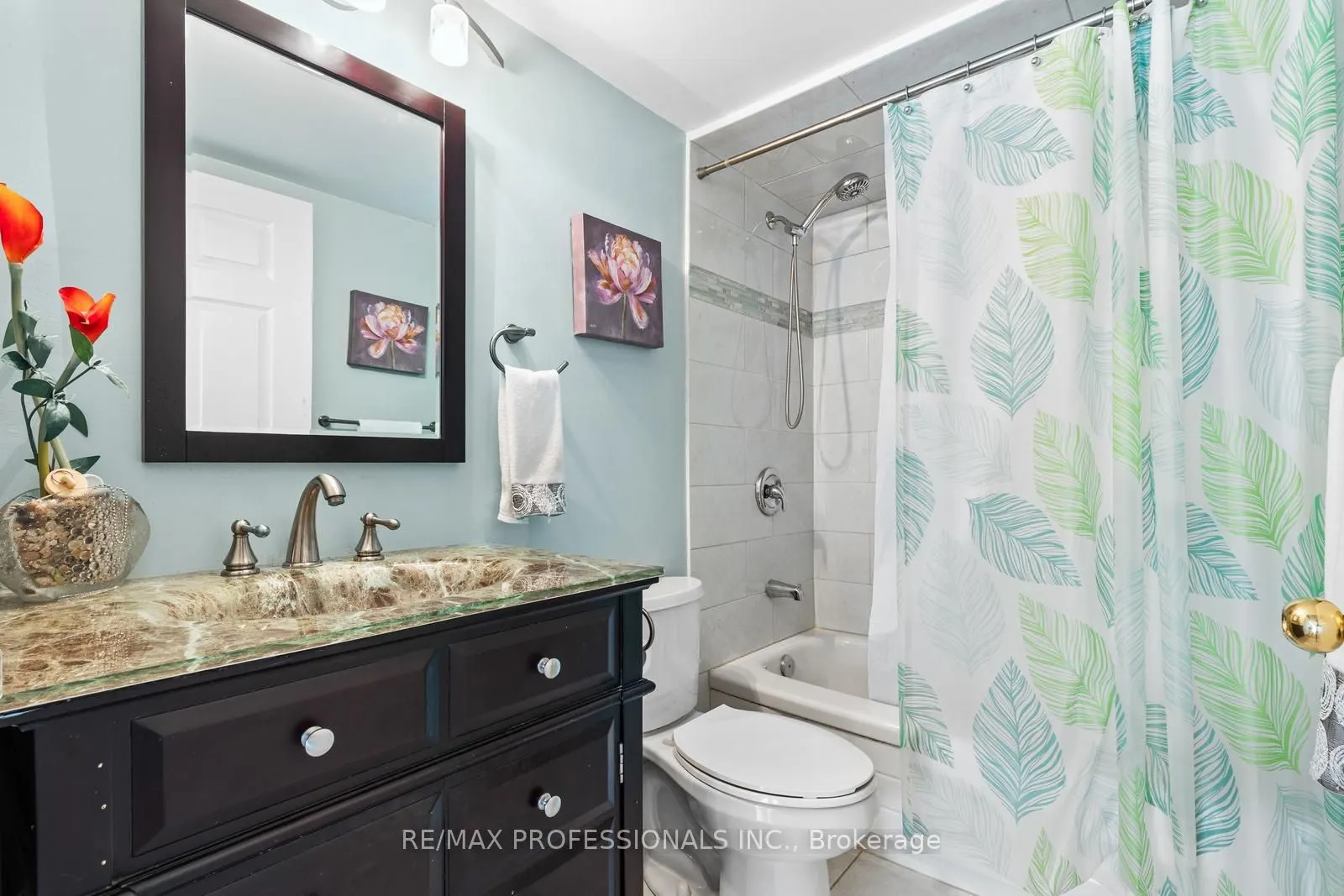 1485 Lakeshore Road E, #114