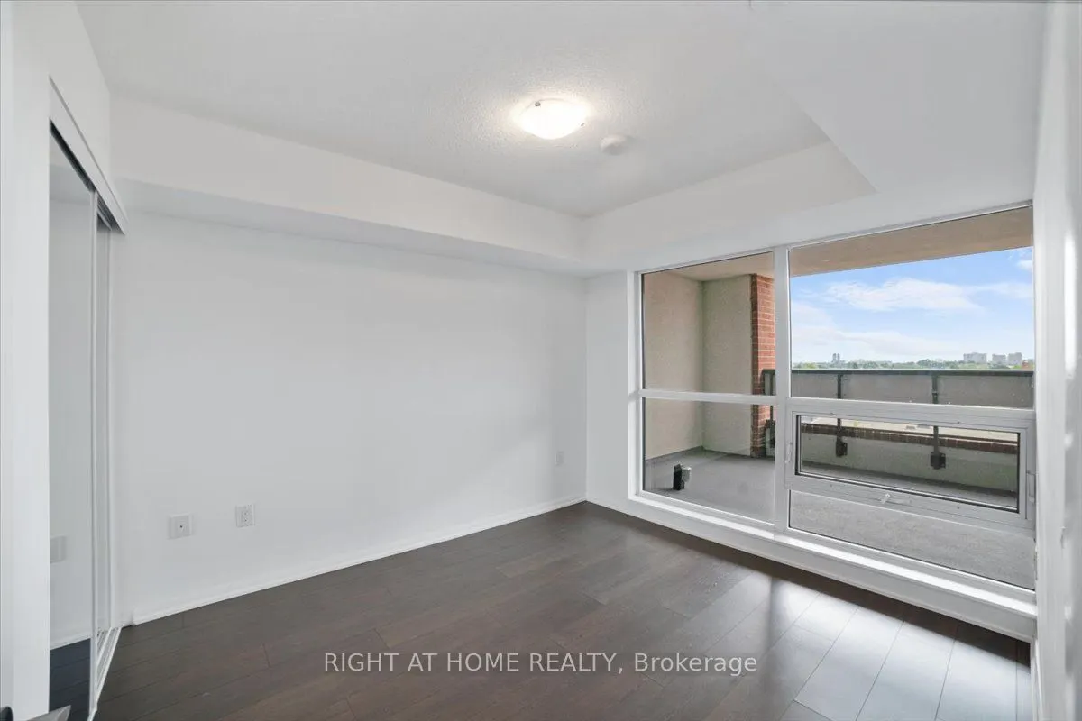830 Lawrence Avenue, #537