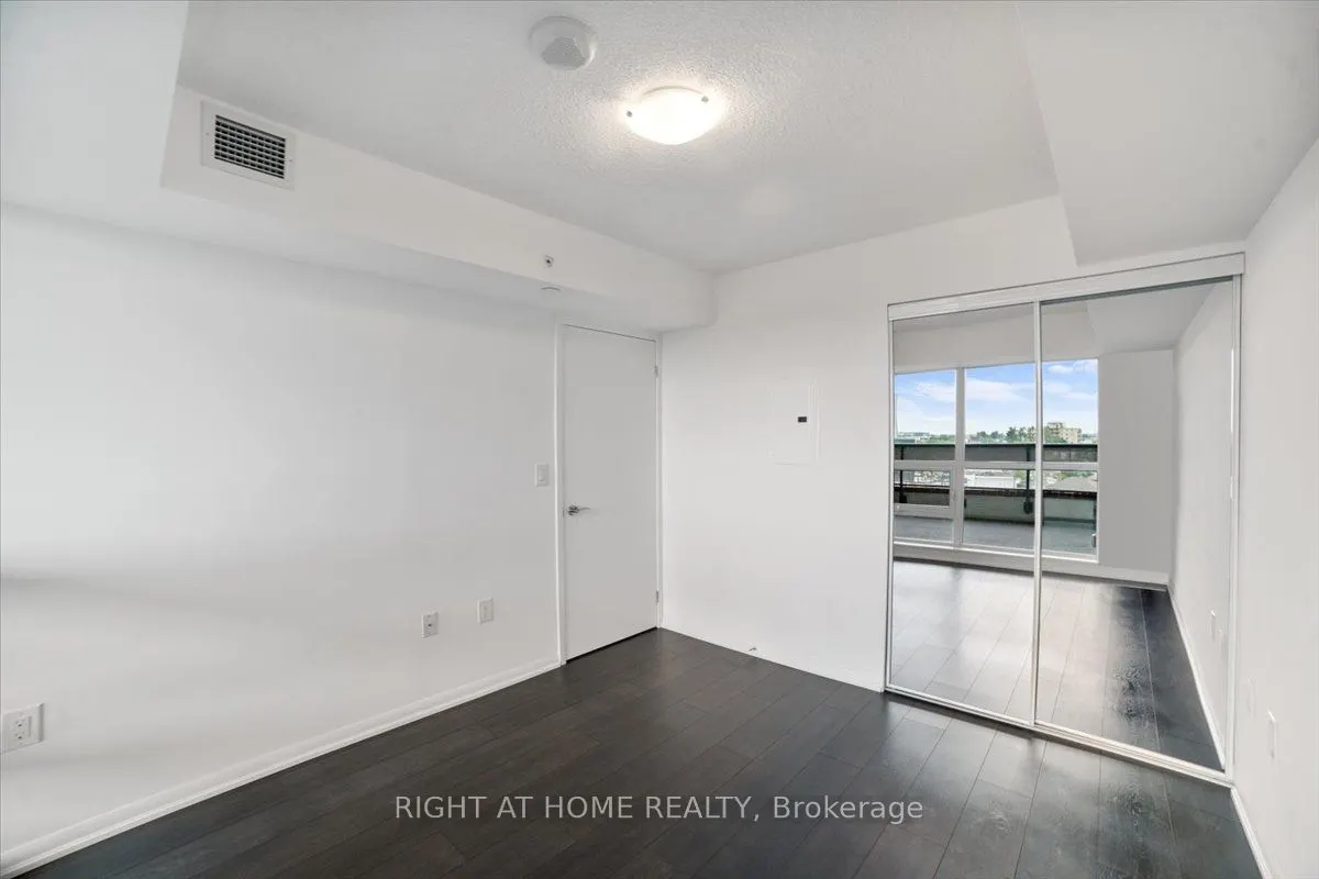 830 Lawrence Avenue, #537