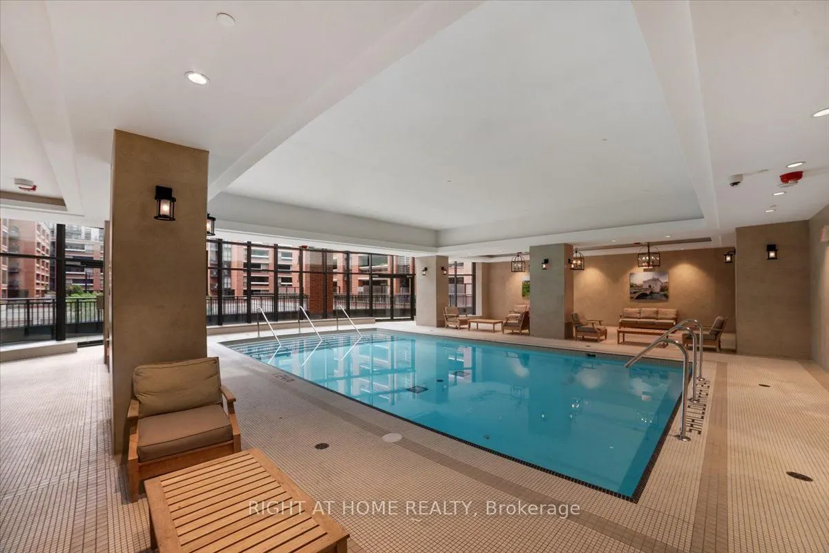 830 Lawrence Avenue, #537