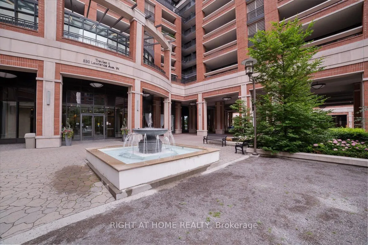 830 Lawrence Avenue, #537