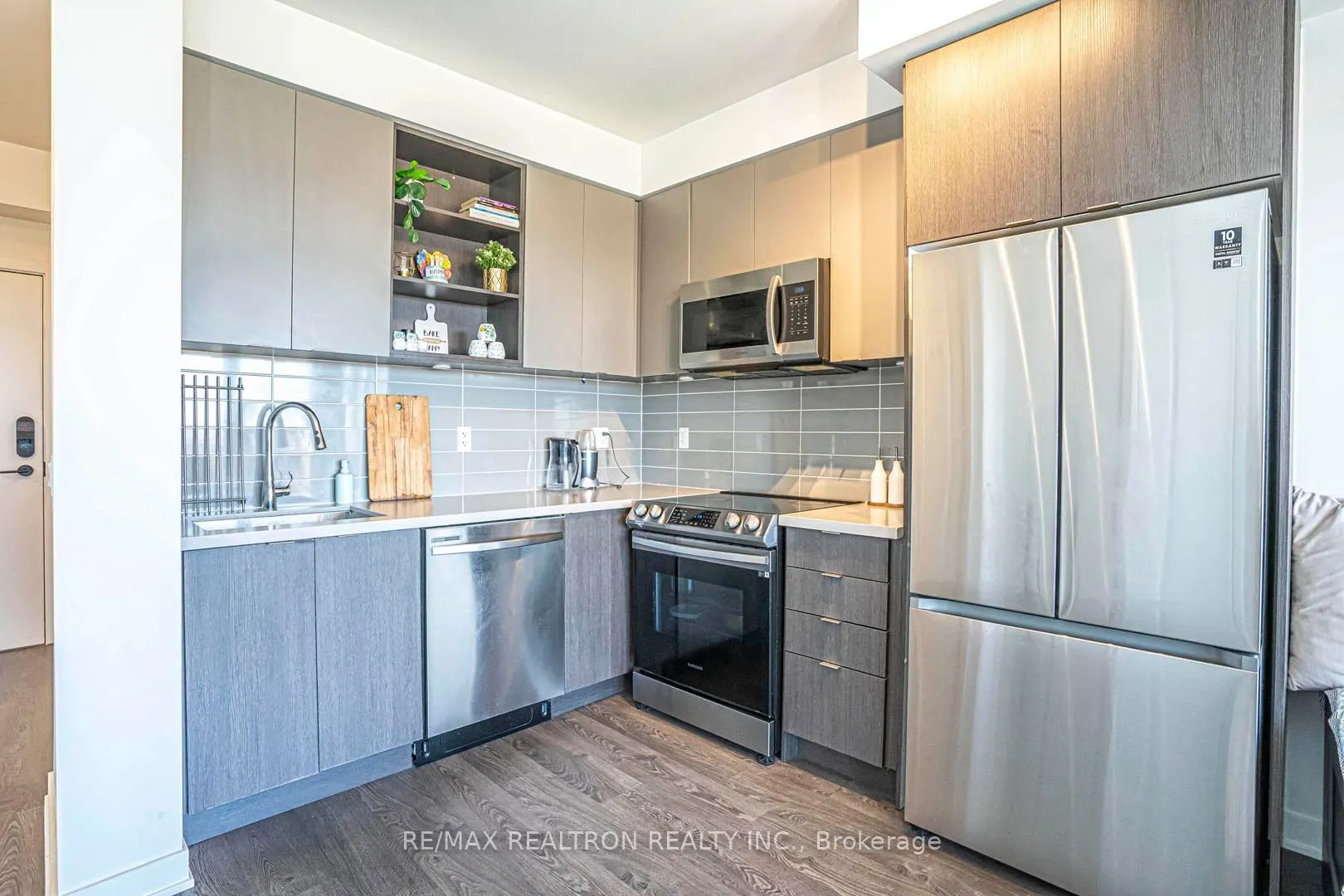 4675 Metcalfe Avenue, #2003