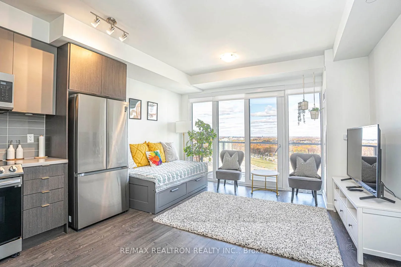 4675 Metcalfe Avenue, #2003