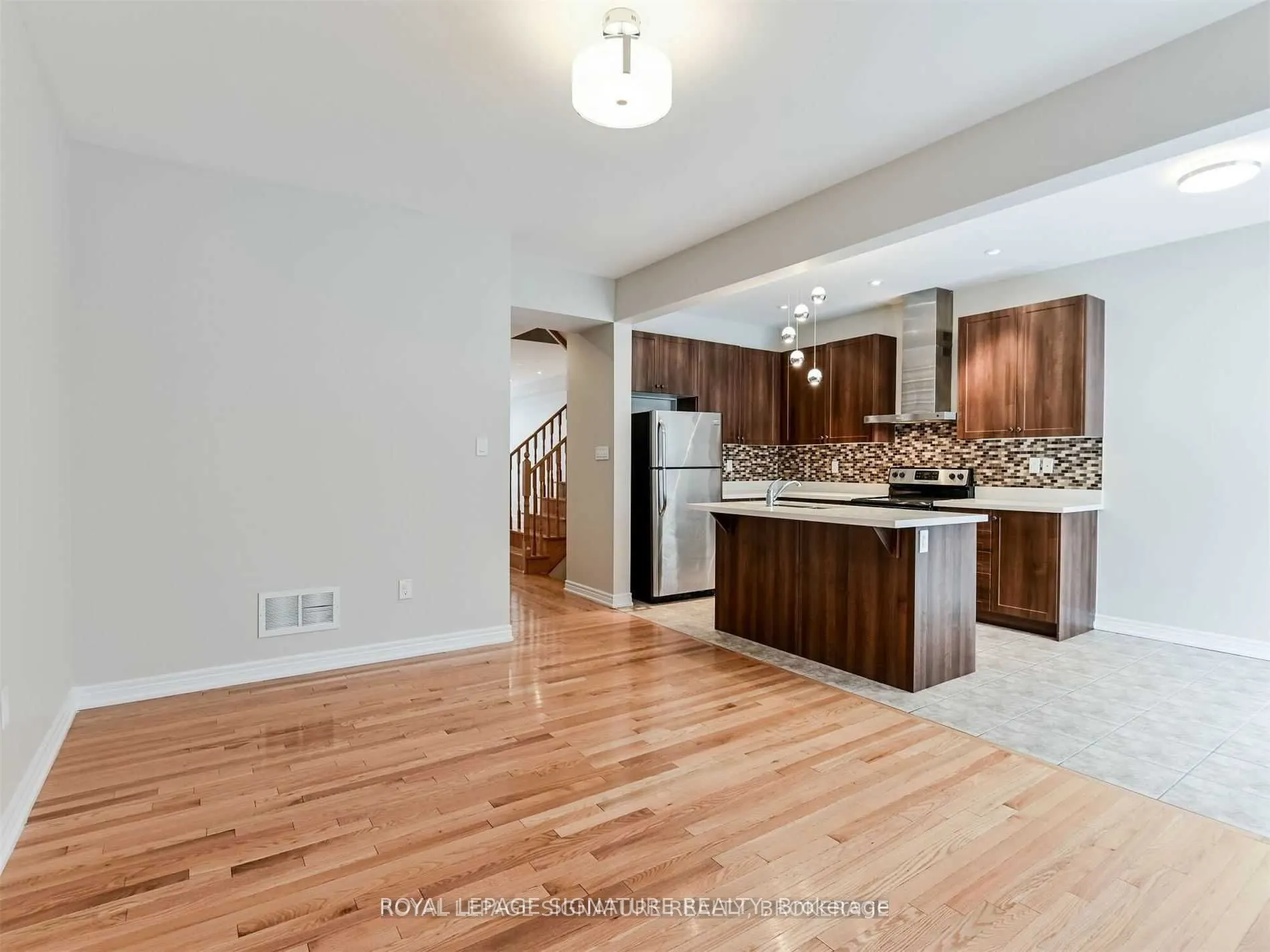 37 Chesterwood Crescent